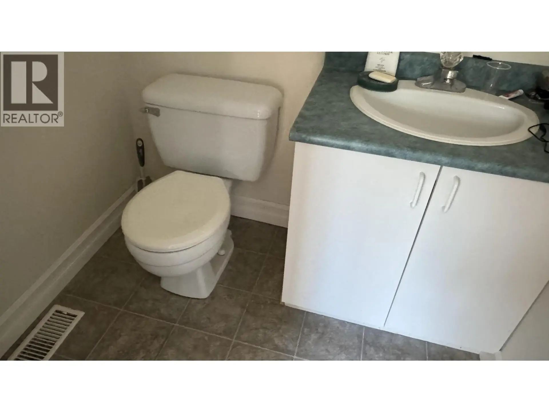 606 LE MORAY DRIVE - Image 14