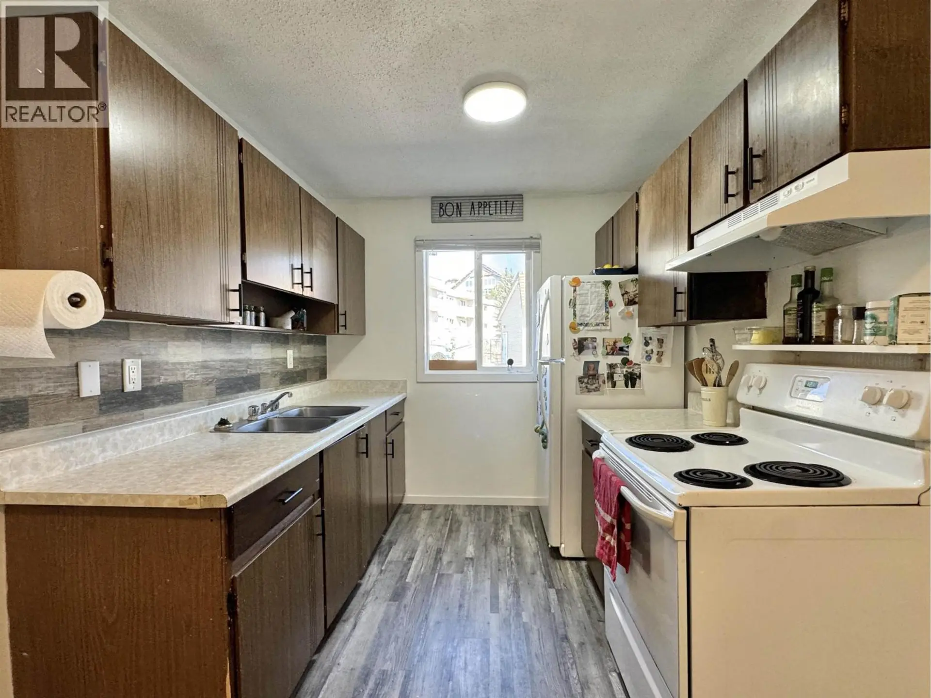 #73 605 CARSON DRIVE - Image 4