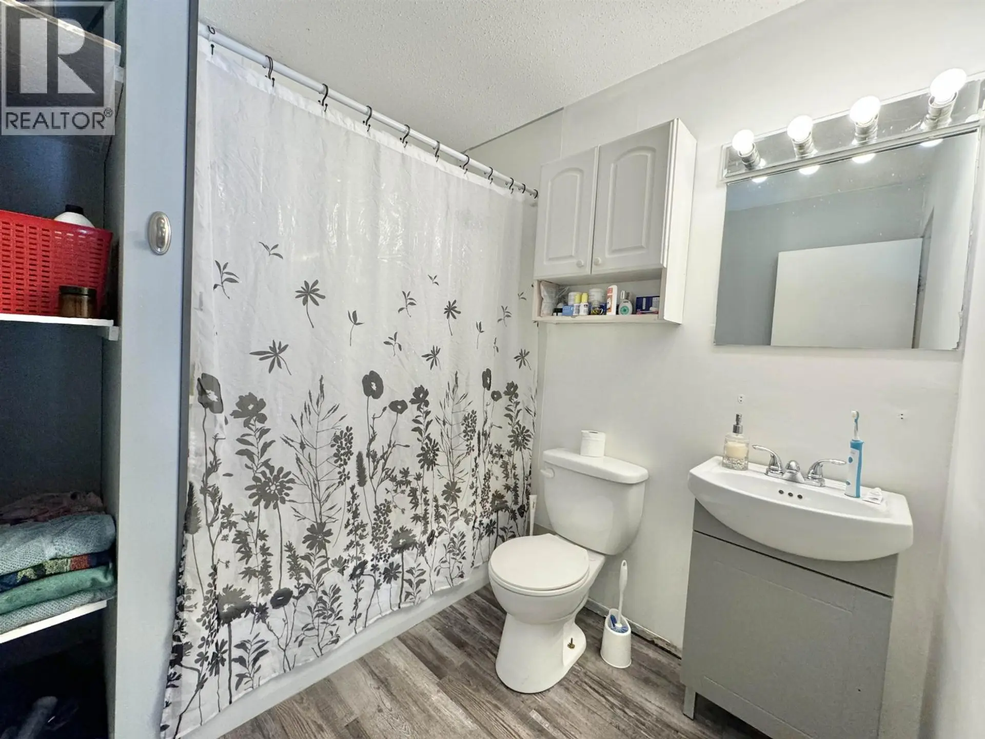 #73 605 CARSON DRIVE - Image 8