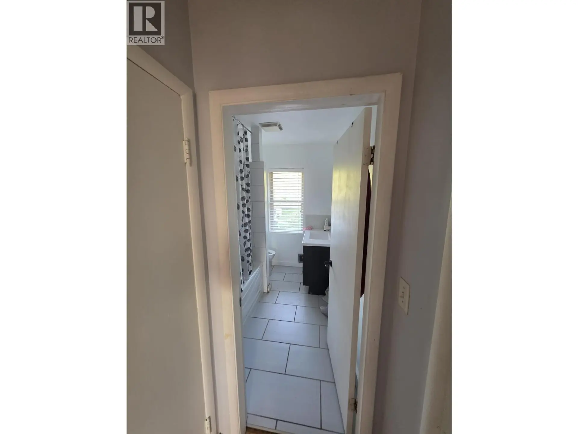 1775 Swainson Road - Image 6