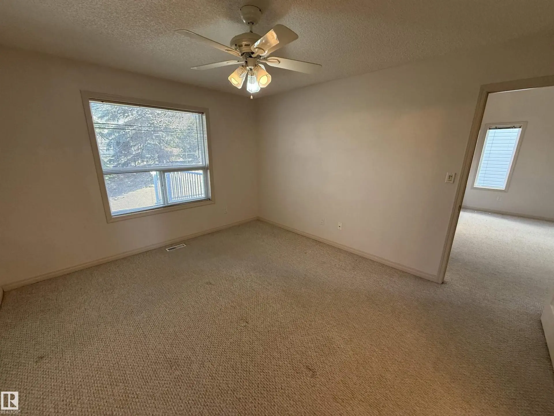 #14 330 GALBRAITH CL NW - Image 9