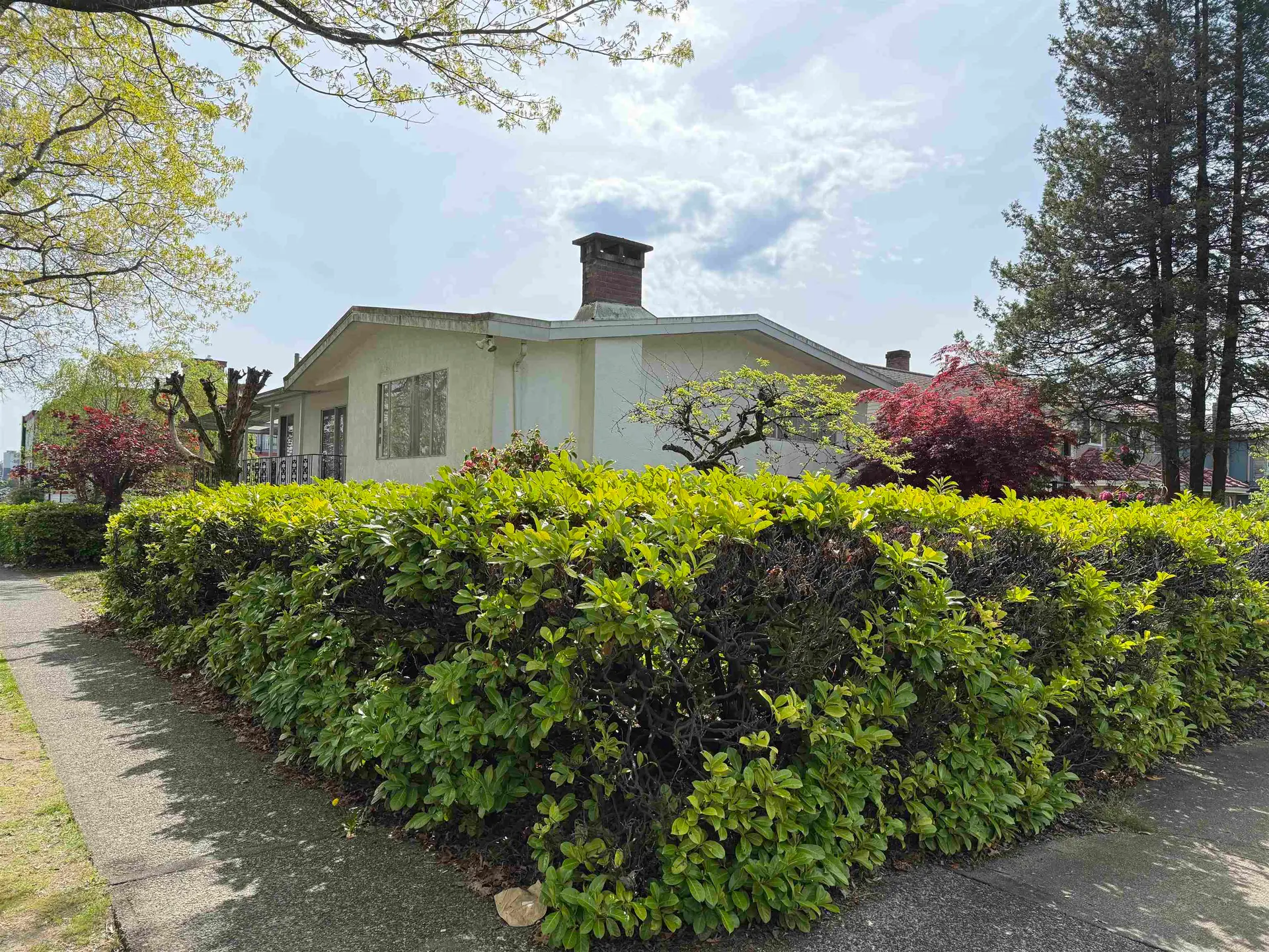 3660 E 22nd Avenue - Image 2