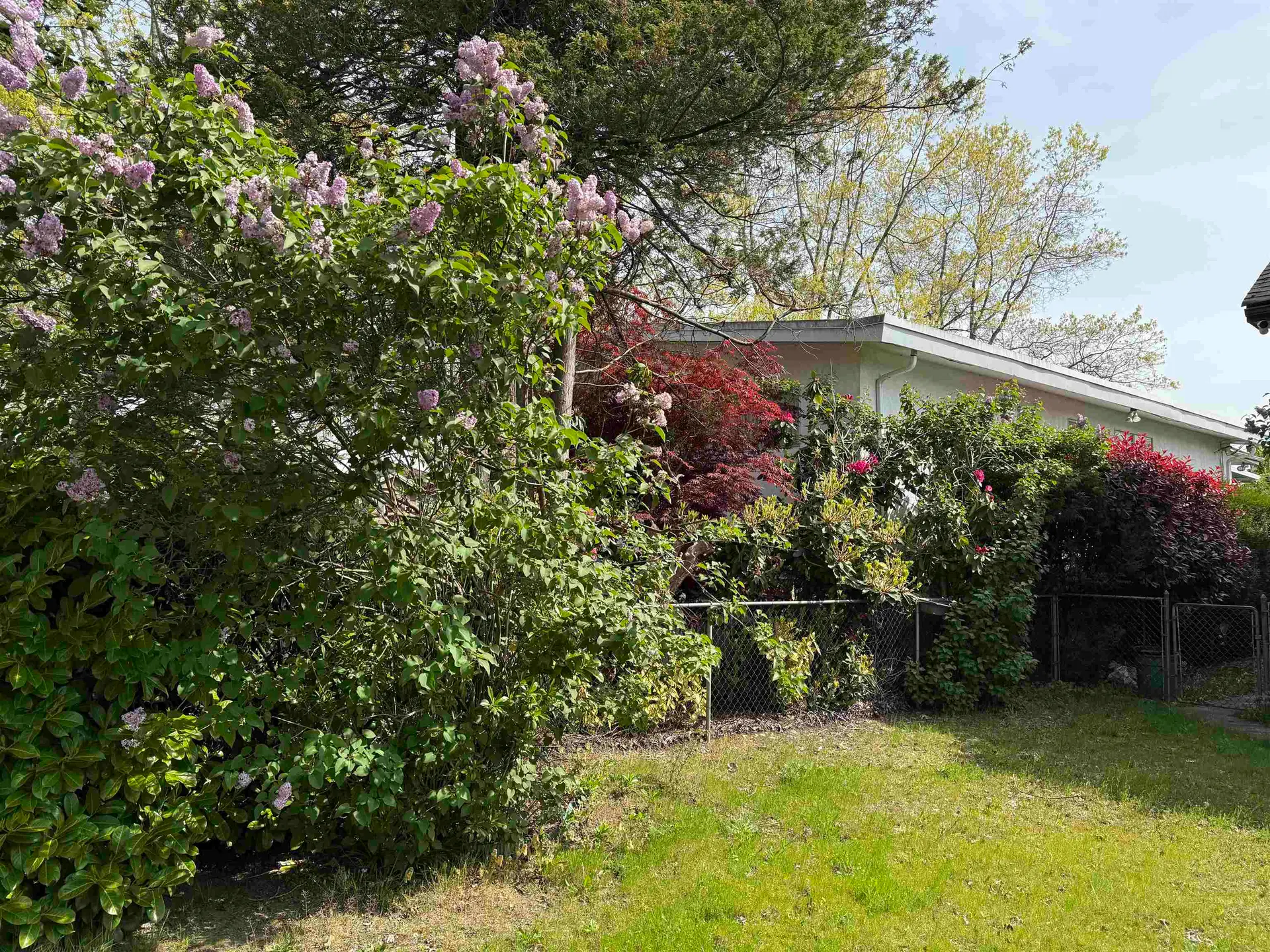 3660 E 22nd Avenue - Image 3
