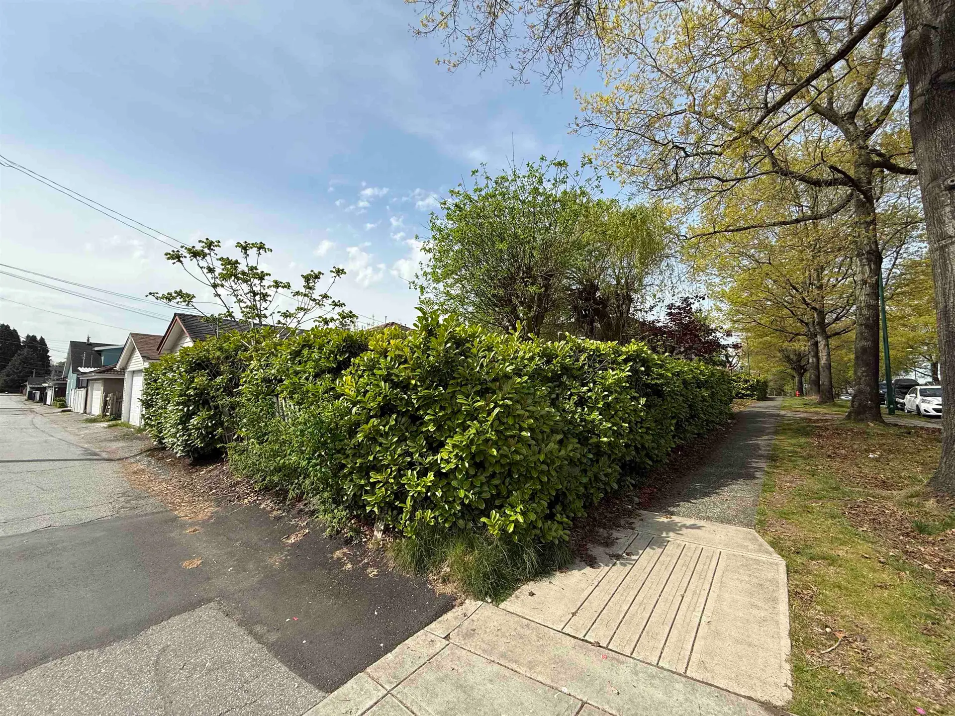 3660 E 22nd Avenue - Image 5