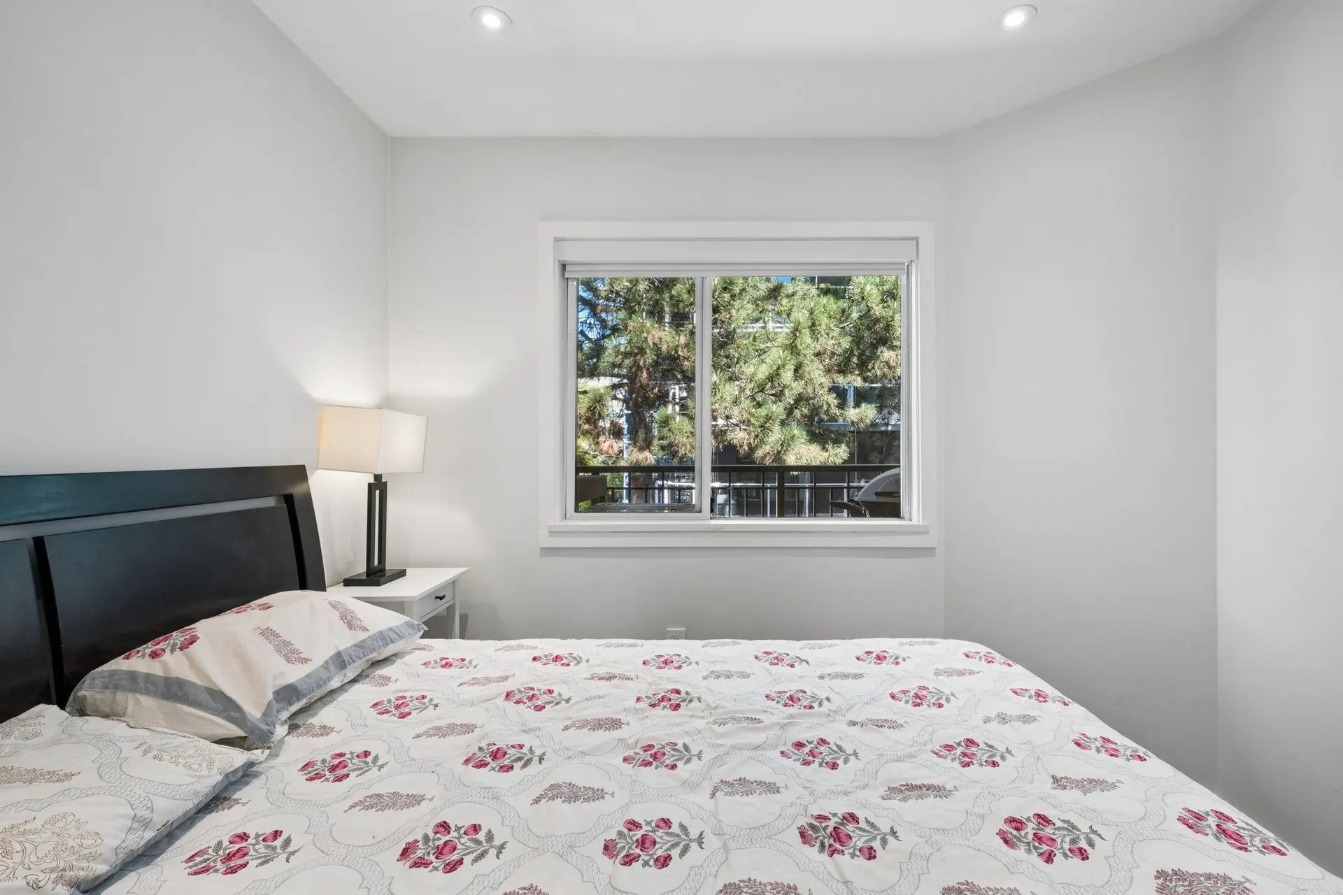 #302 555 W 14th Avenue - Image 11