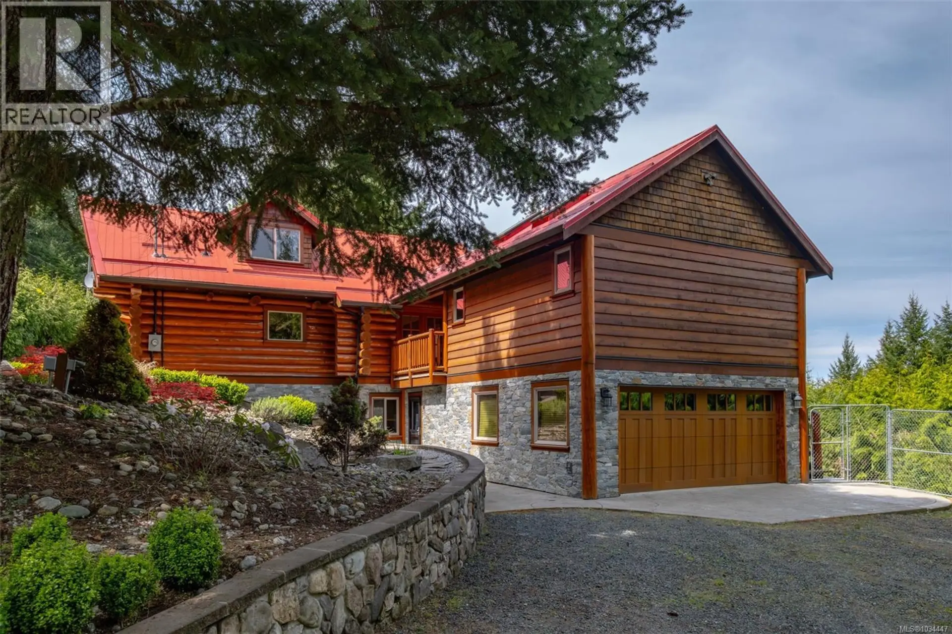 Property at 1765 Paul's Pl, Qualicum Beach, BC