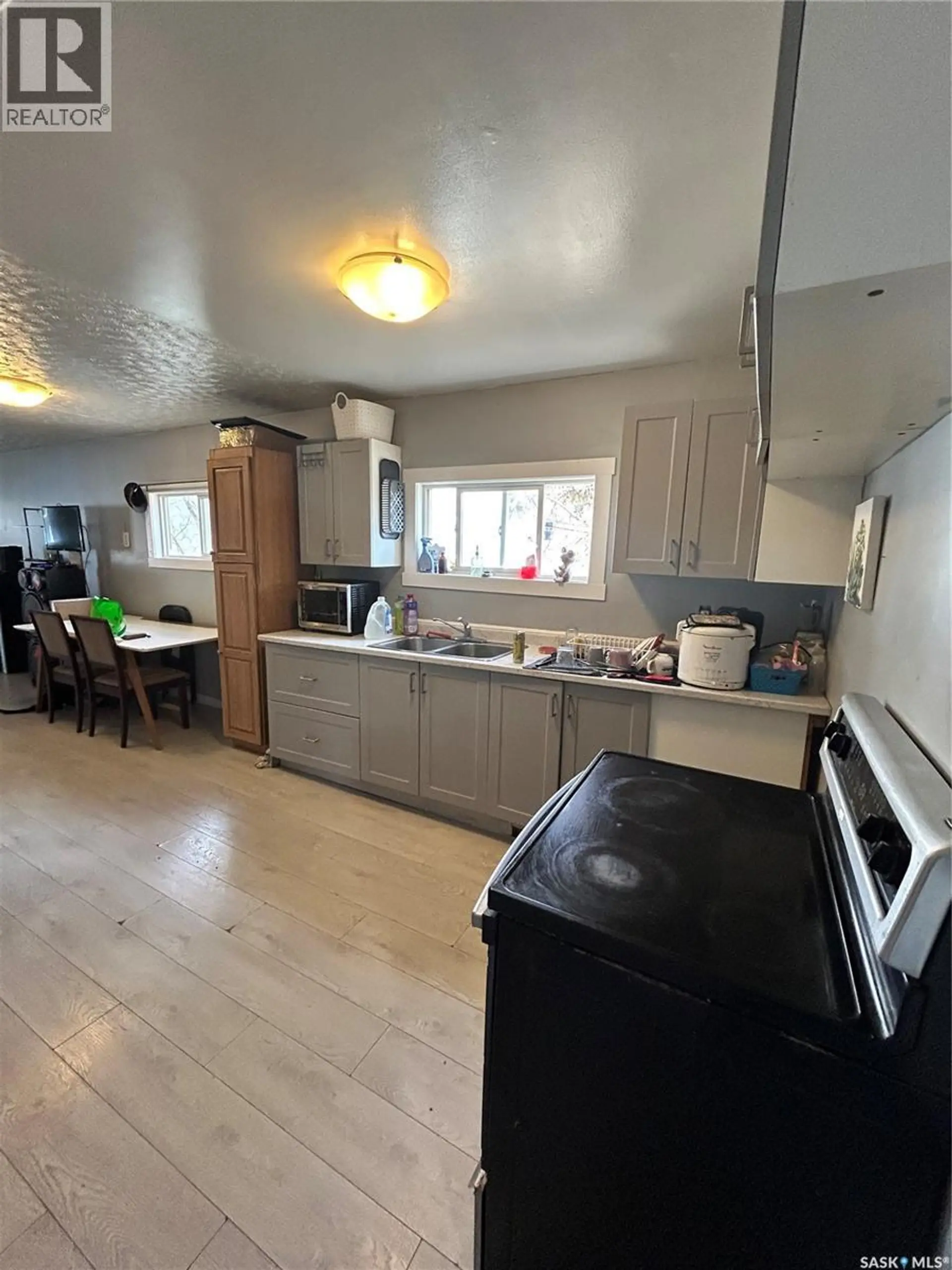 922 Garnet STREET - Image 12