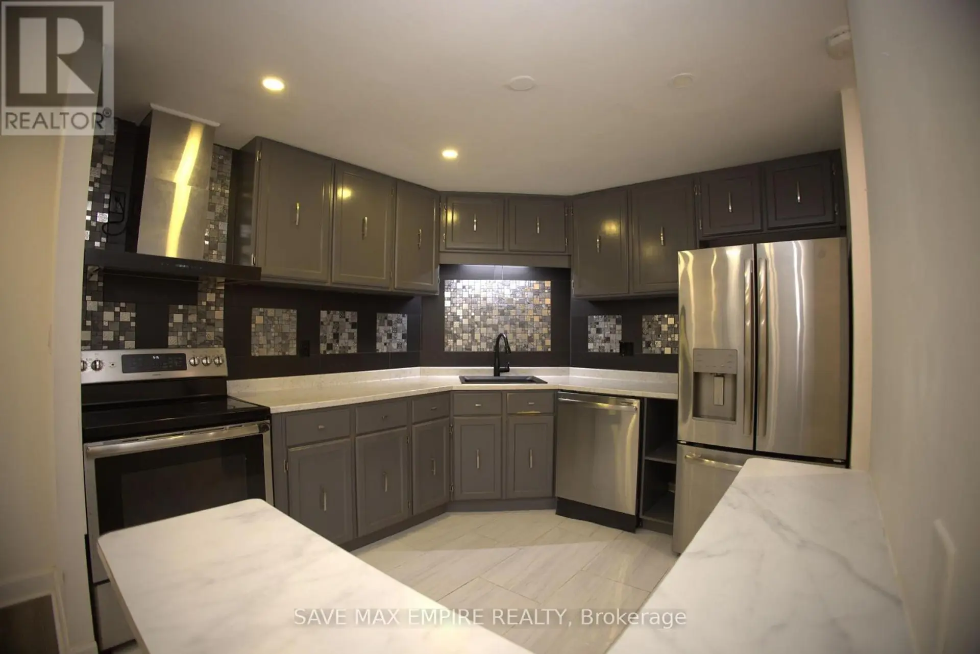 #27 2035 SOUTH MILLWAY - Image 4