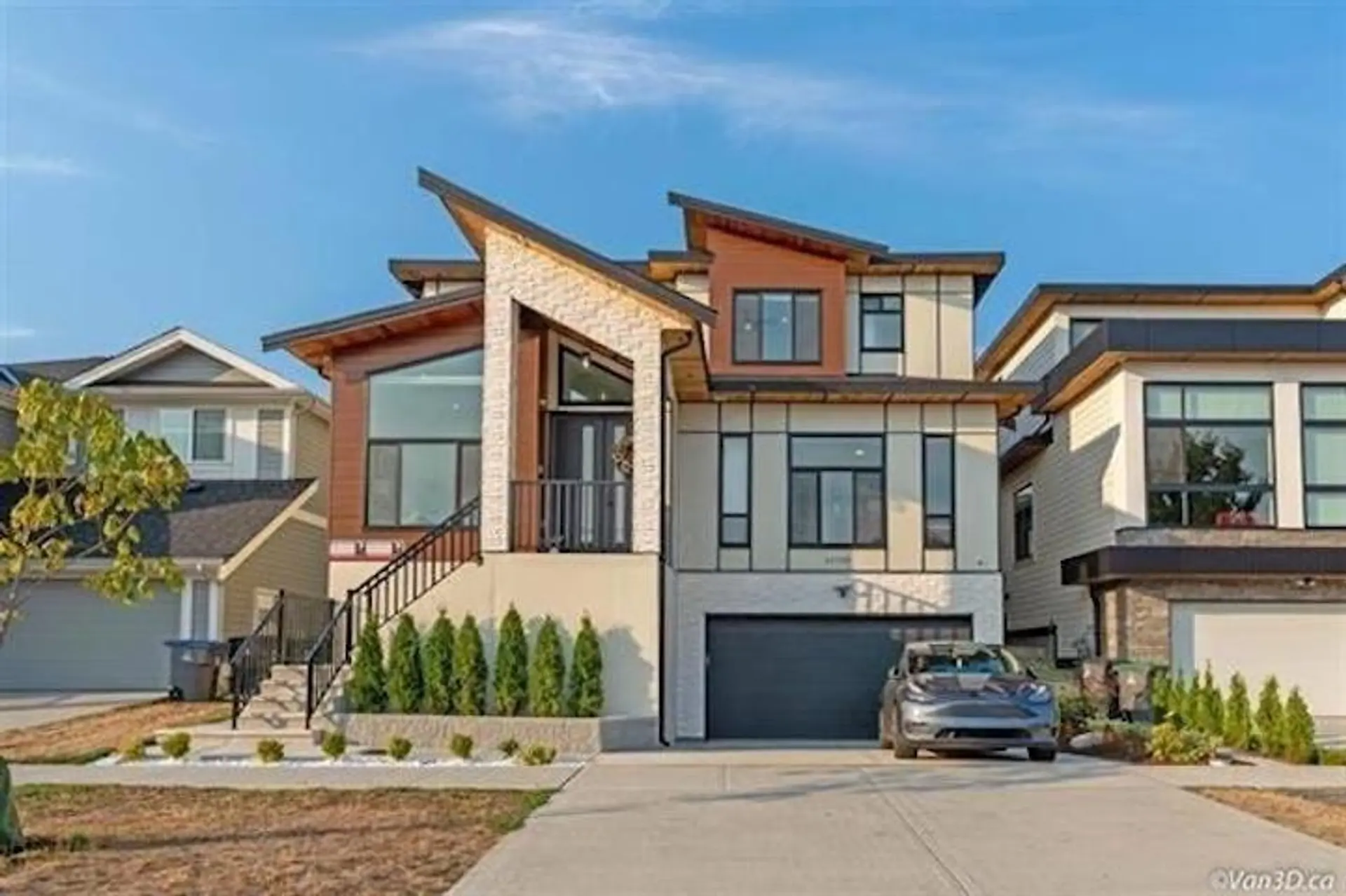 Property at 16759 18 Avenue, Surrey, BC
