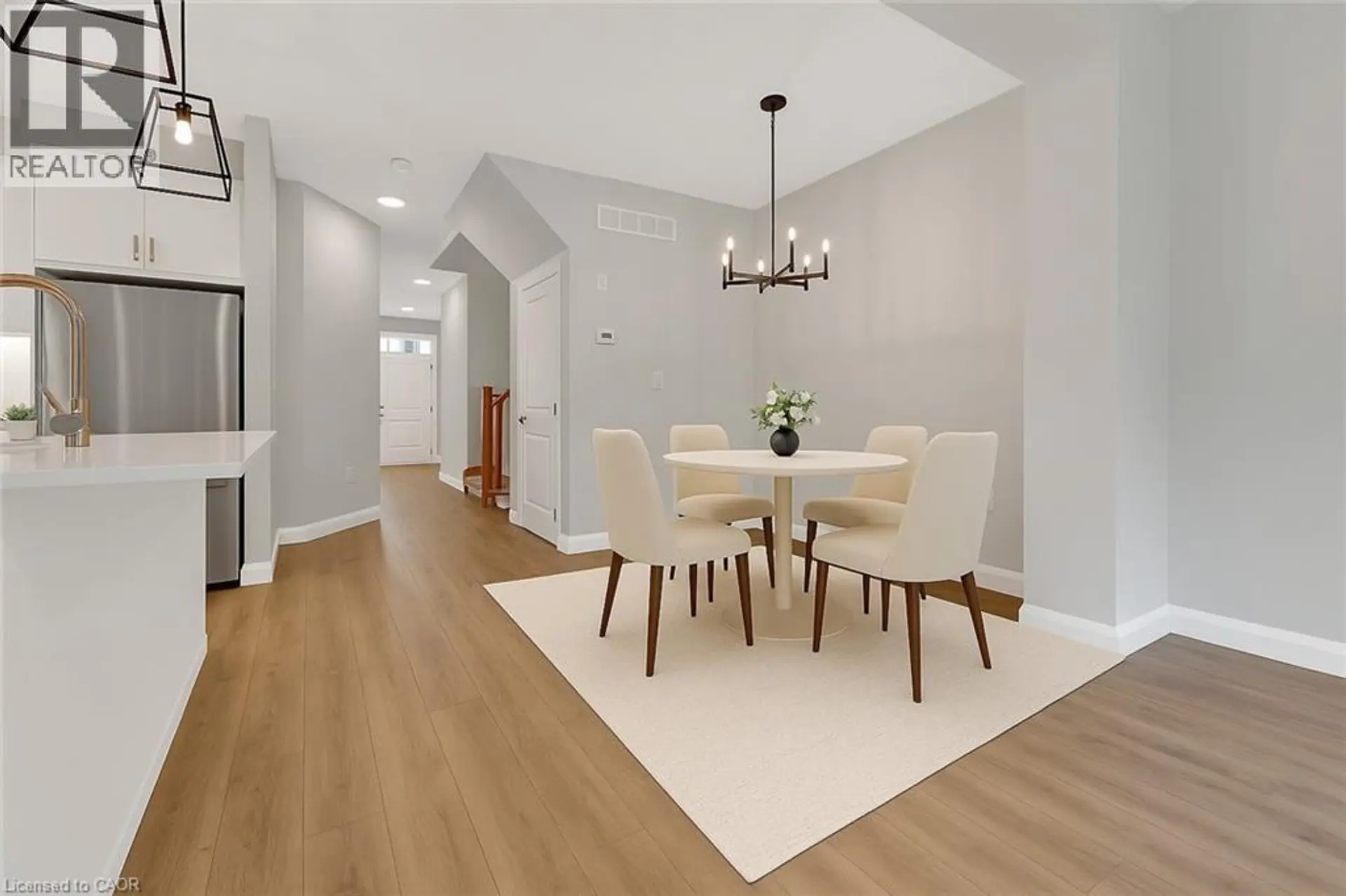 #67 143 ELGIN Street N - Image 3