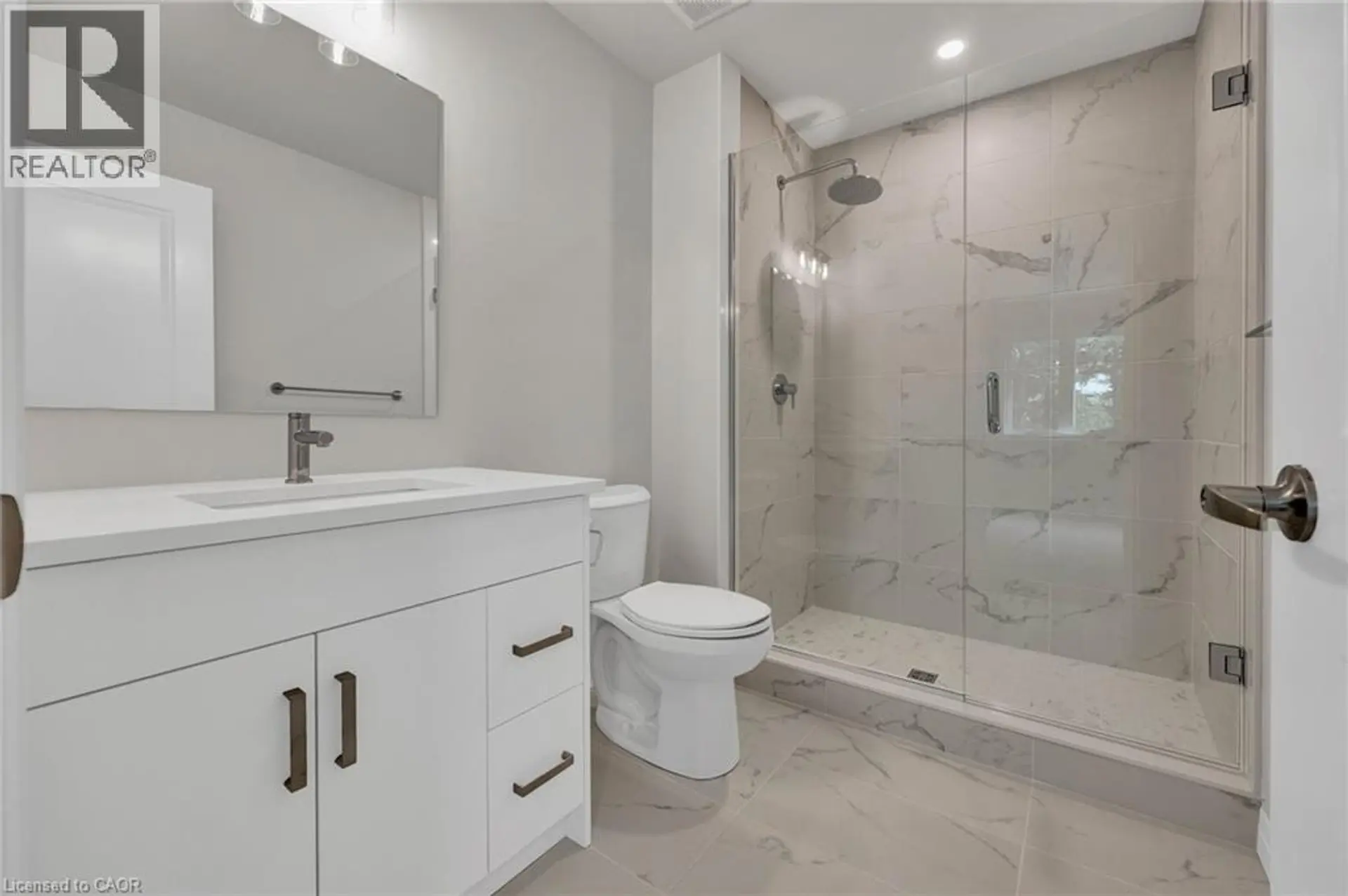 #67 143 ELGIN Street N - Image 8