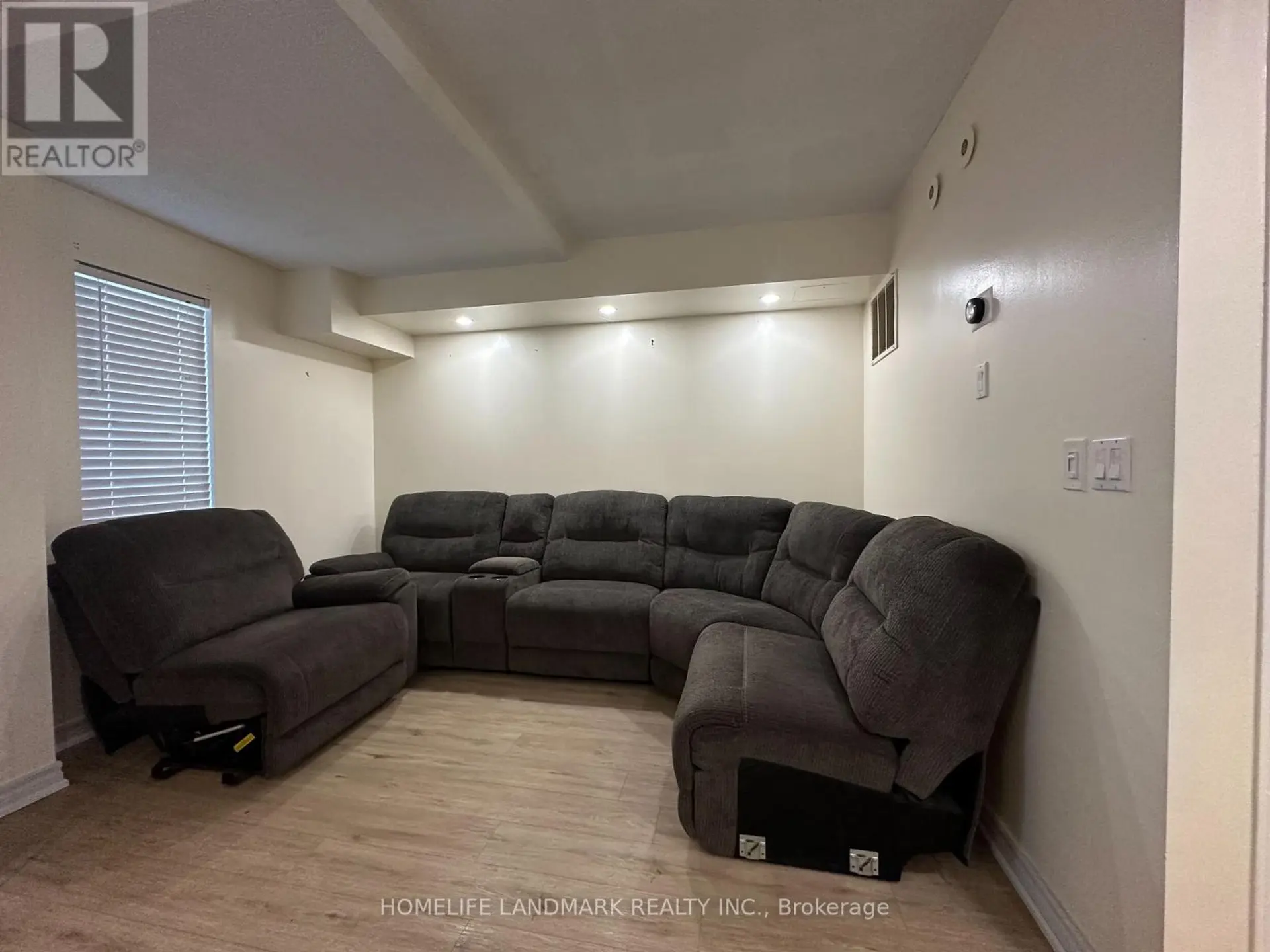 #1014 3043 FINCH AVENUE W - Image 5