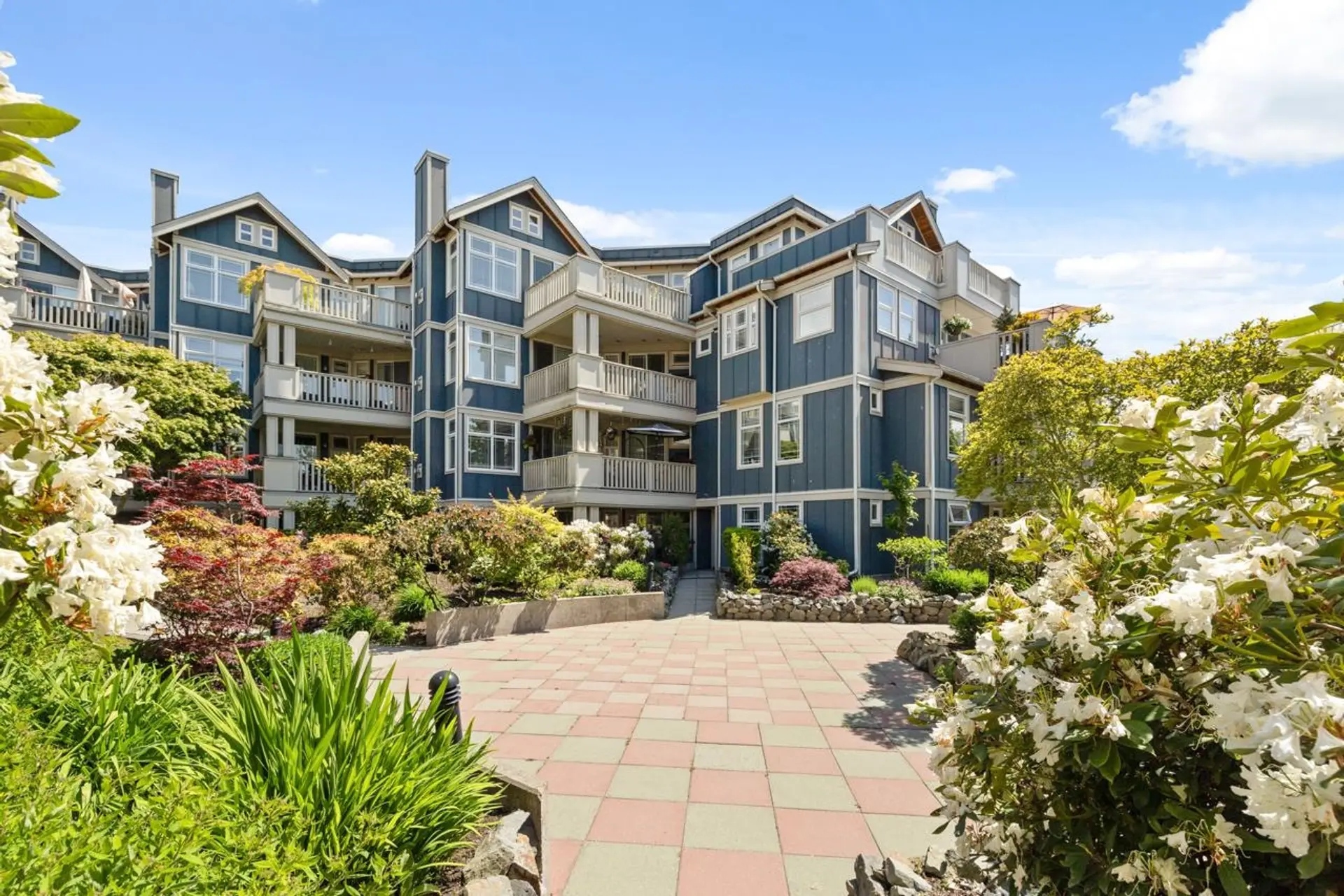 Property at #302 15392 16a Avenue, Surrey, BC
