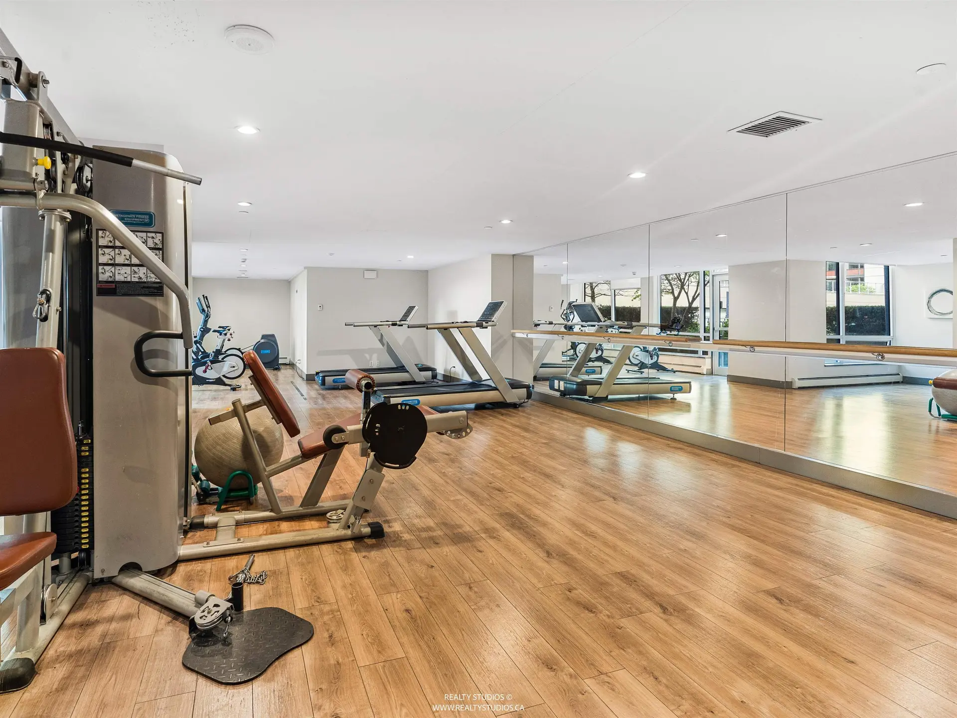 #710 159 W 2nd Avenue - Image 17