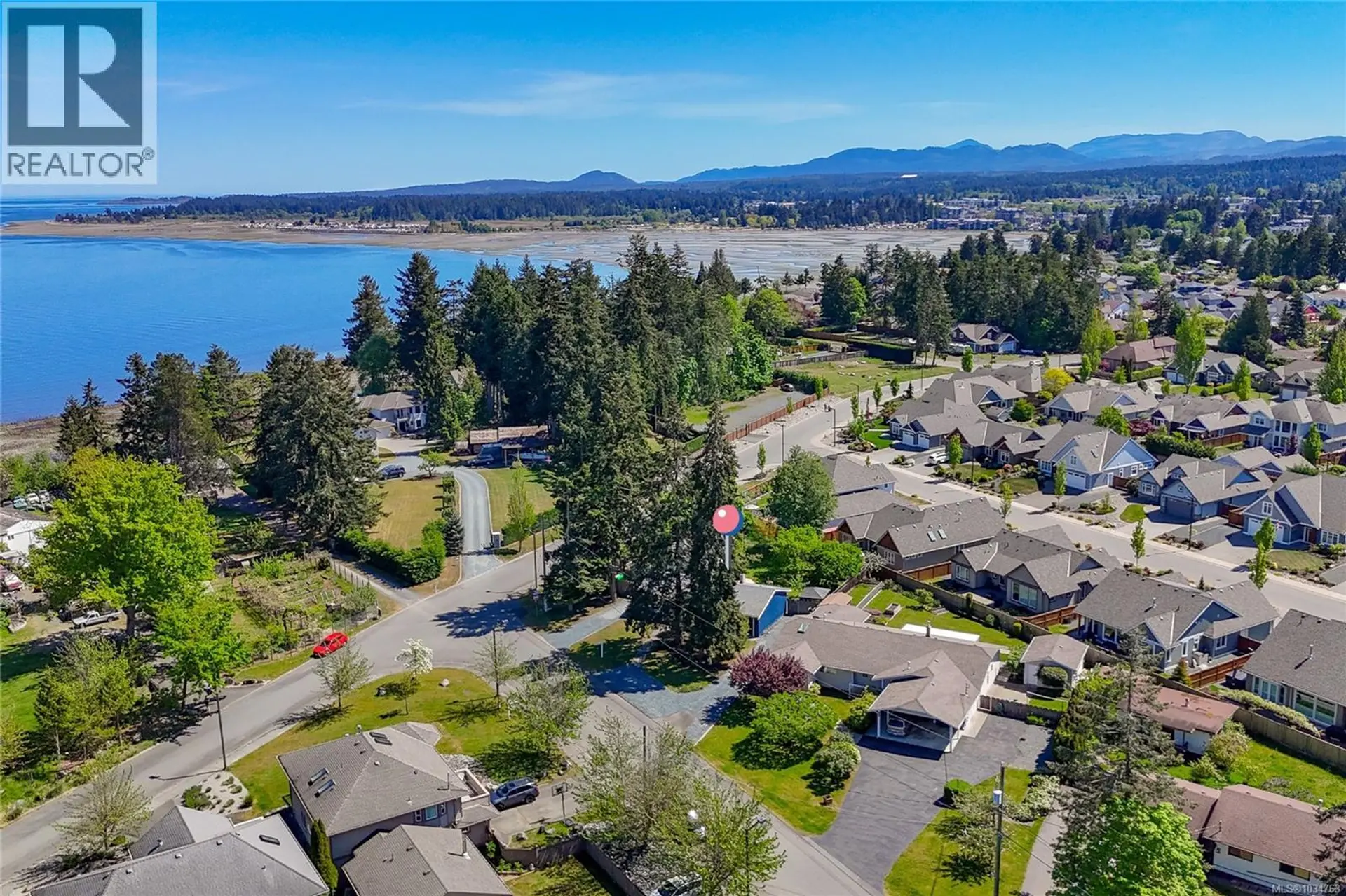 Property at 610 Chinook Ave, Parksville, BC