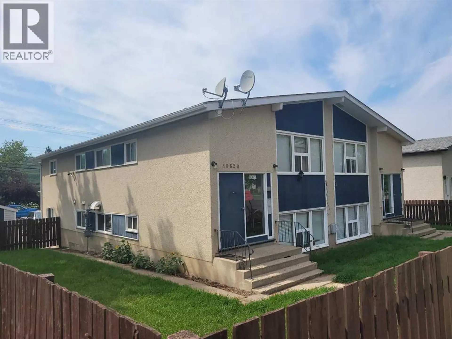 Property at 10618, 10620 101 Street, Peace River, AB