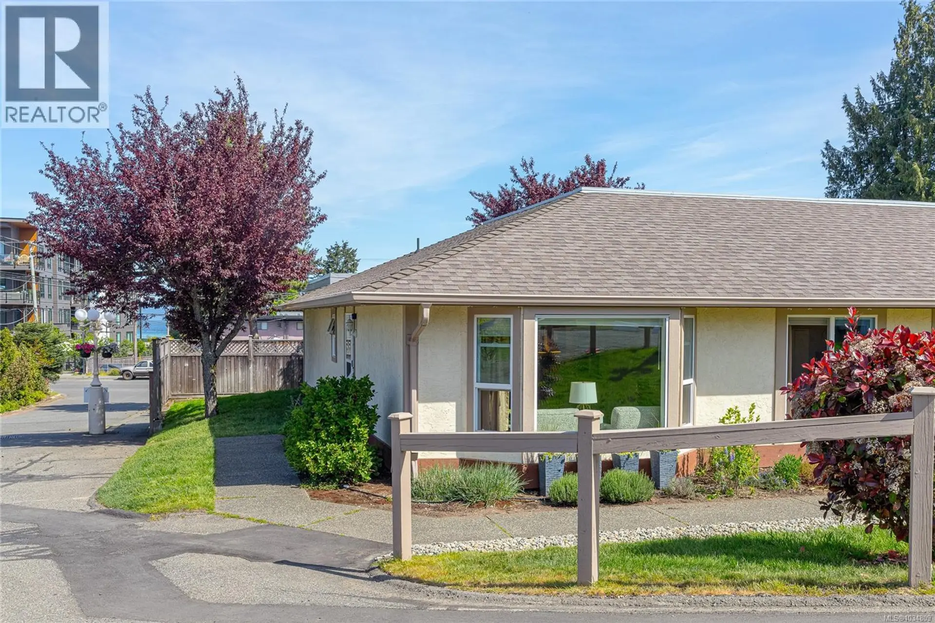 Property at #4 100 Abbey Lane, Parksville, BC