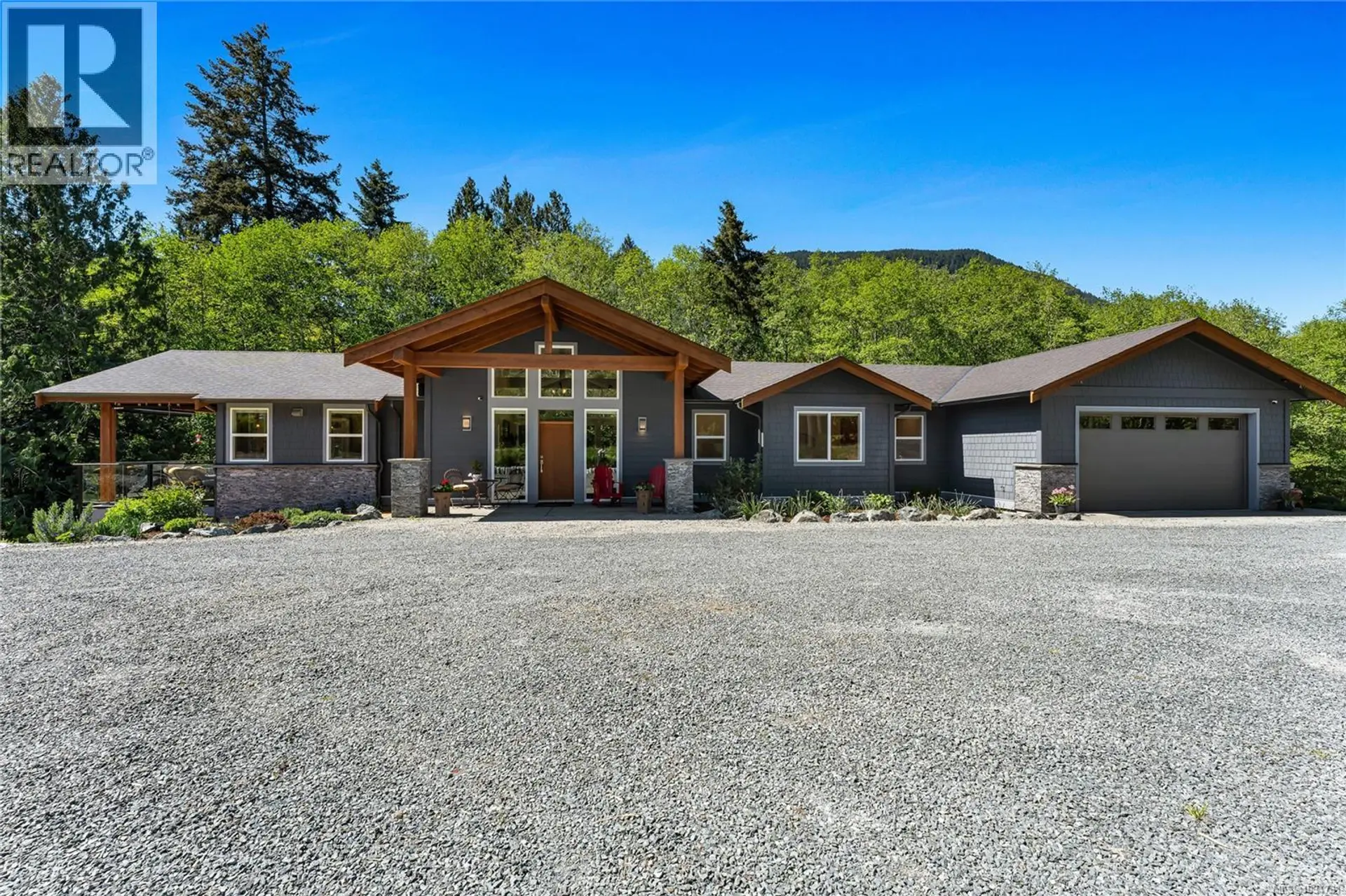 Property at 7586 Somenos Rd, Duncan, BC