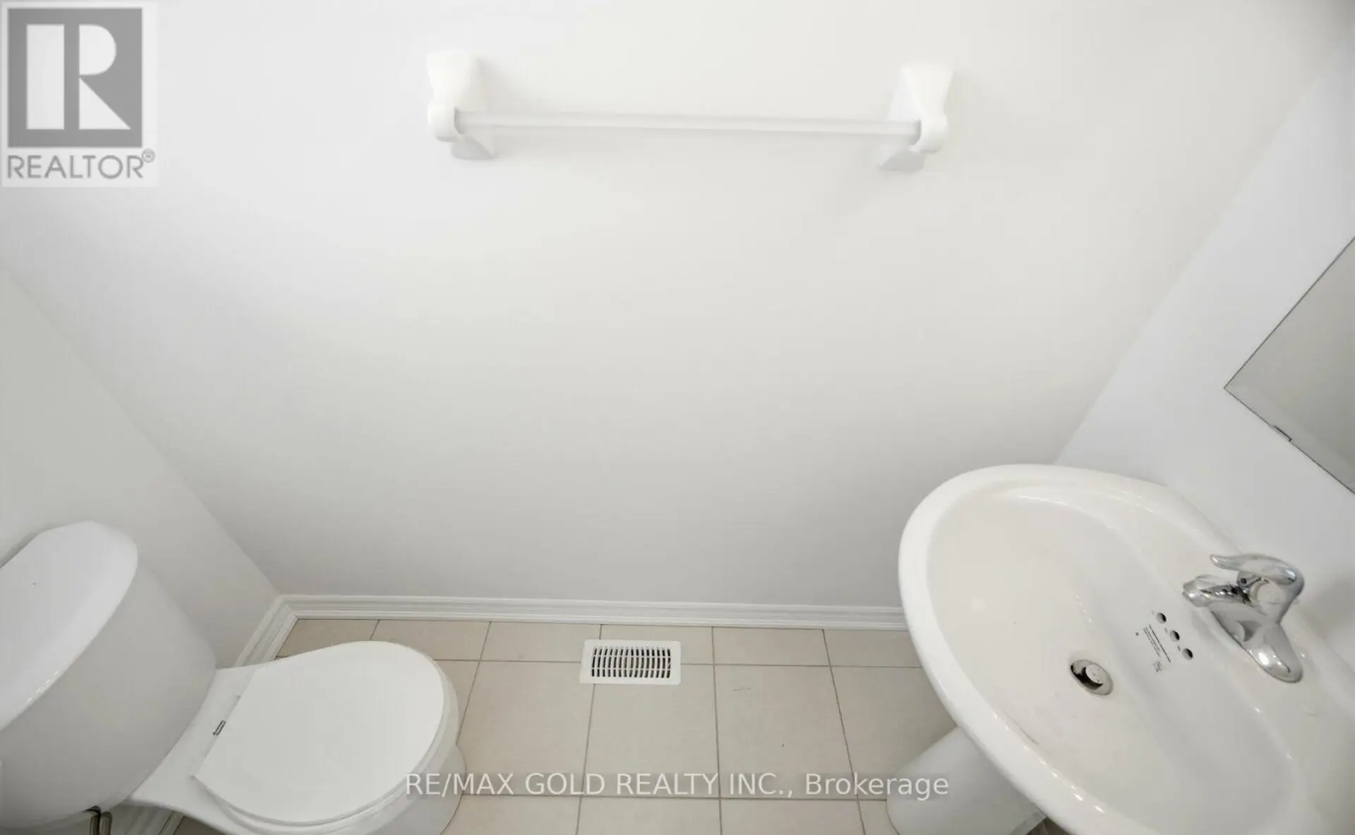 251 WILCOX DRIVE - Image 8