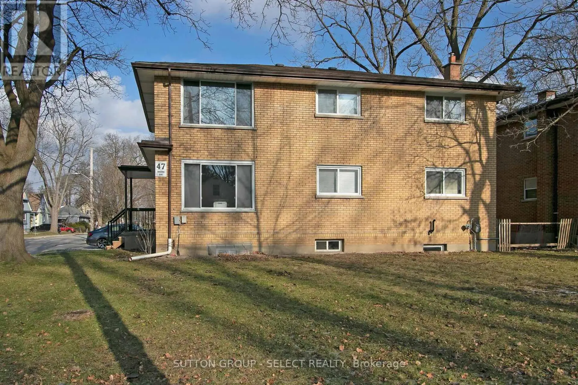 47 ROGERS AVENUE - Image 5