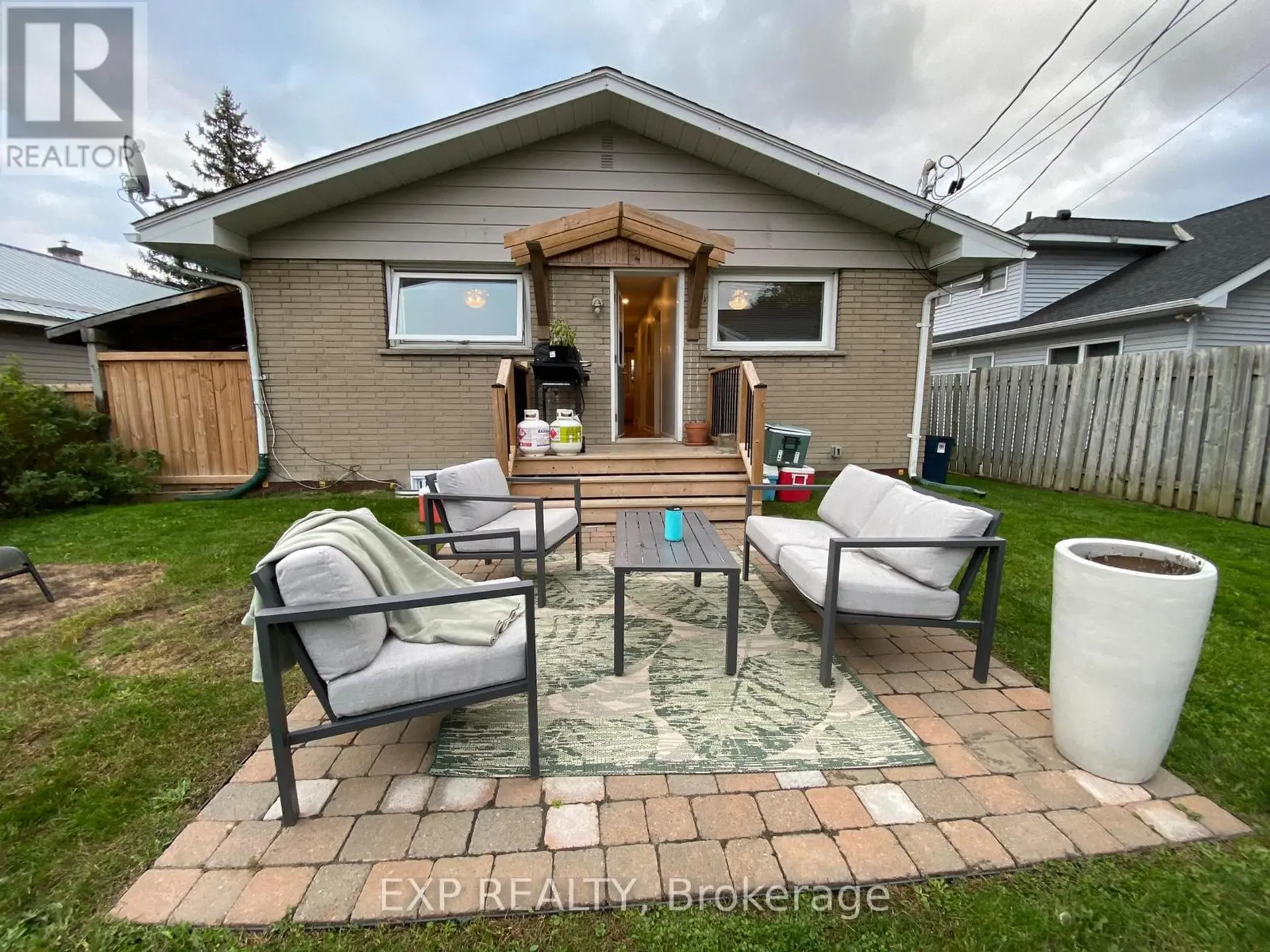 1237 VANCOUVER AVENUE - Image 17