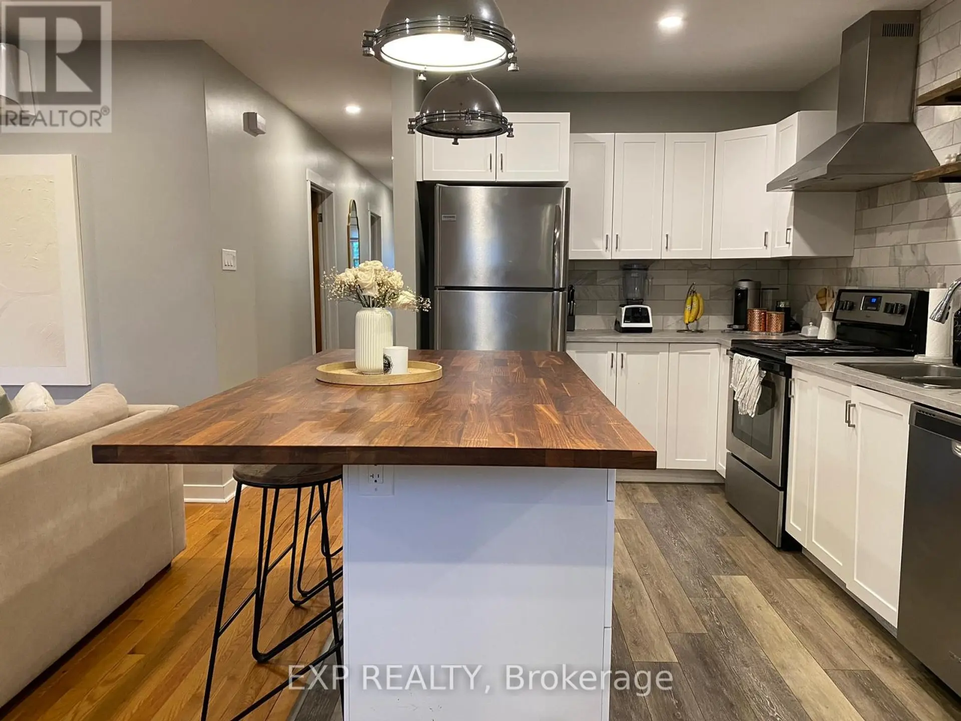 1237 VANCOUVER AVENUE - Image 8