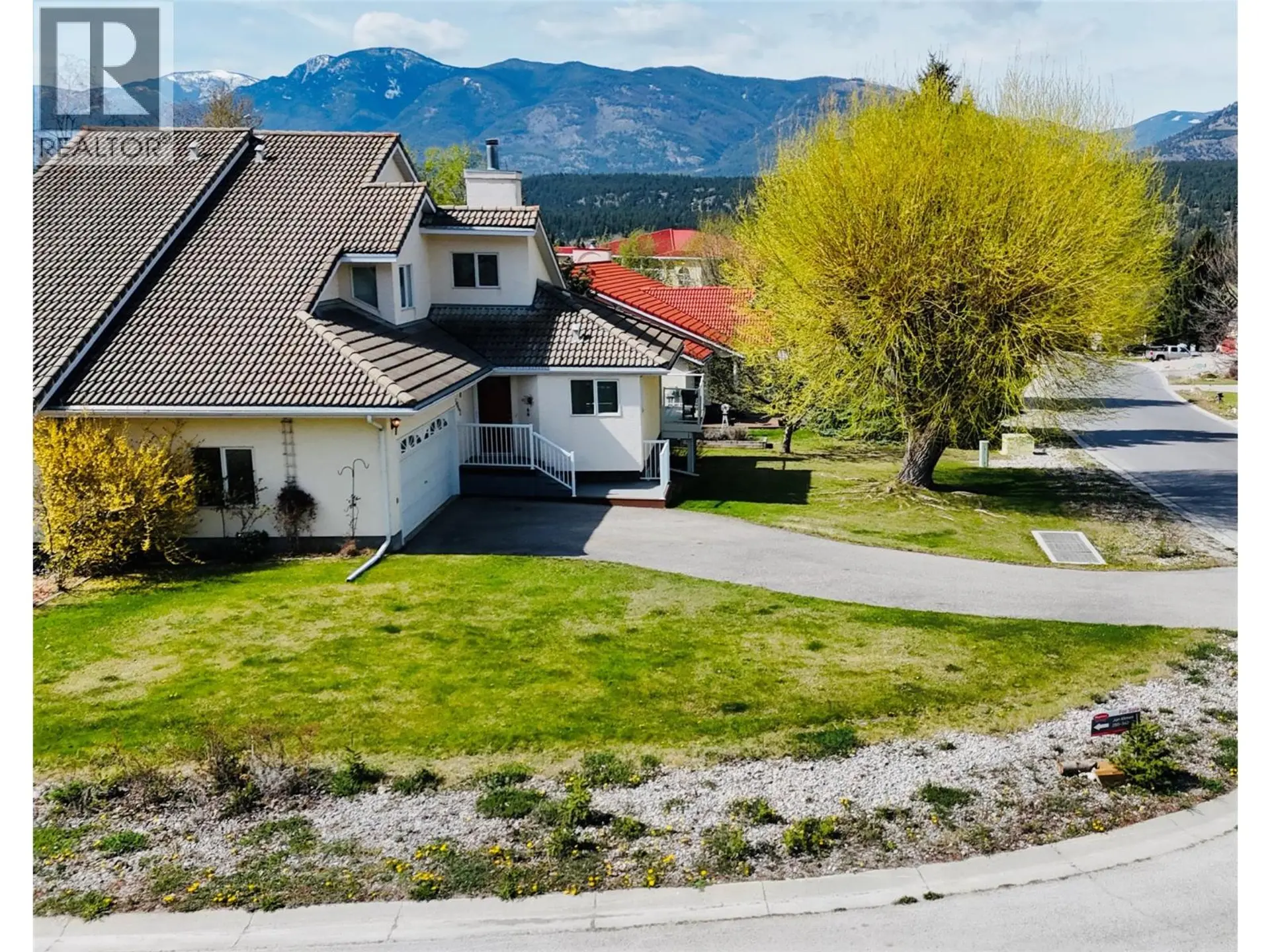 Property at 5042 Riverview Road, Fairmont Hot Springs, BC