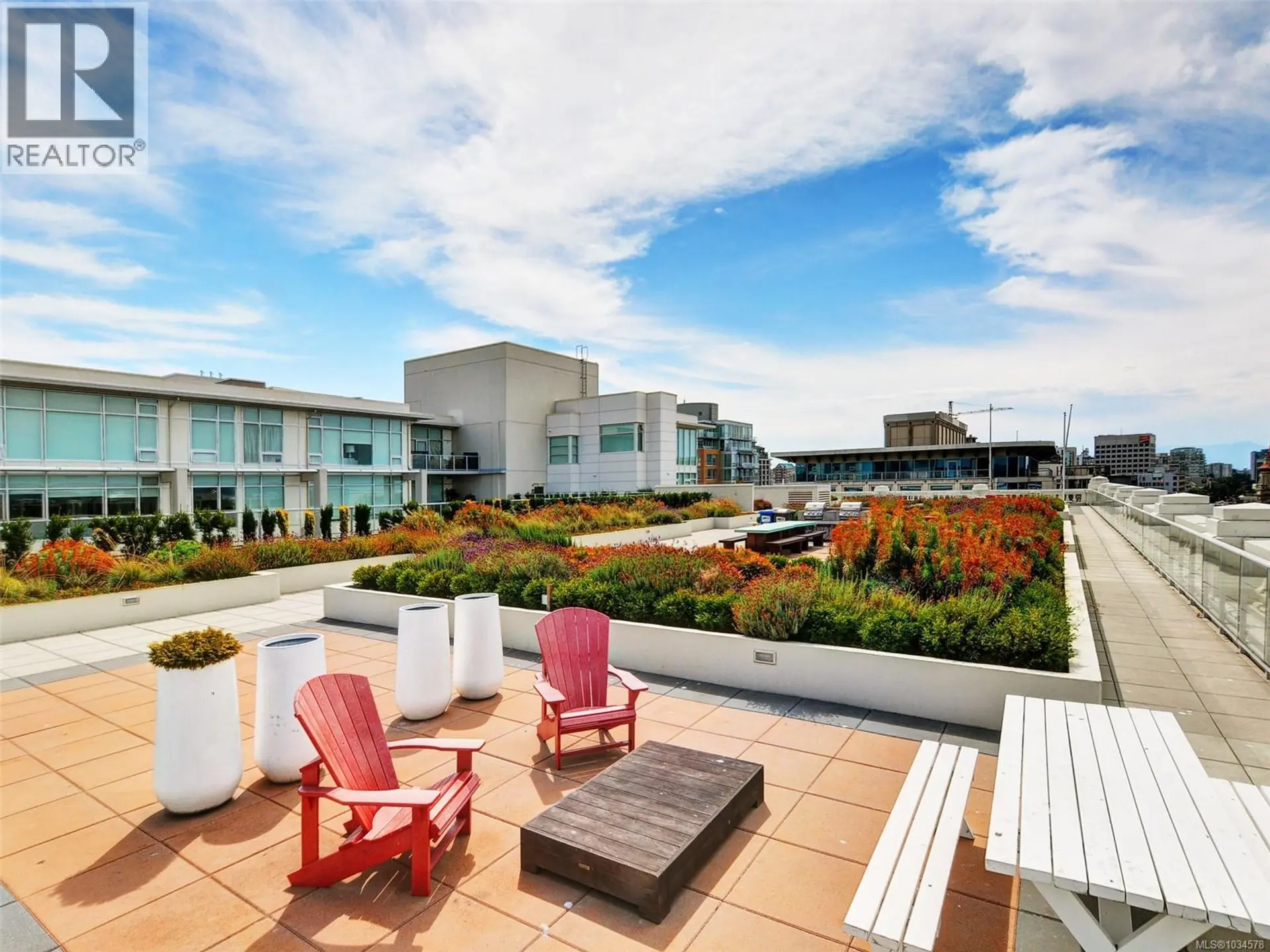 Property at #425 770 Fisgard St, Victoria, BC