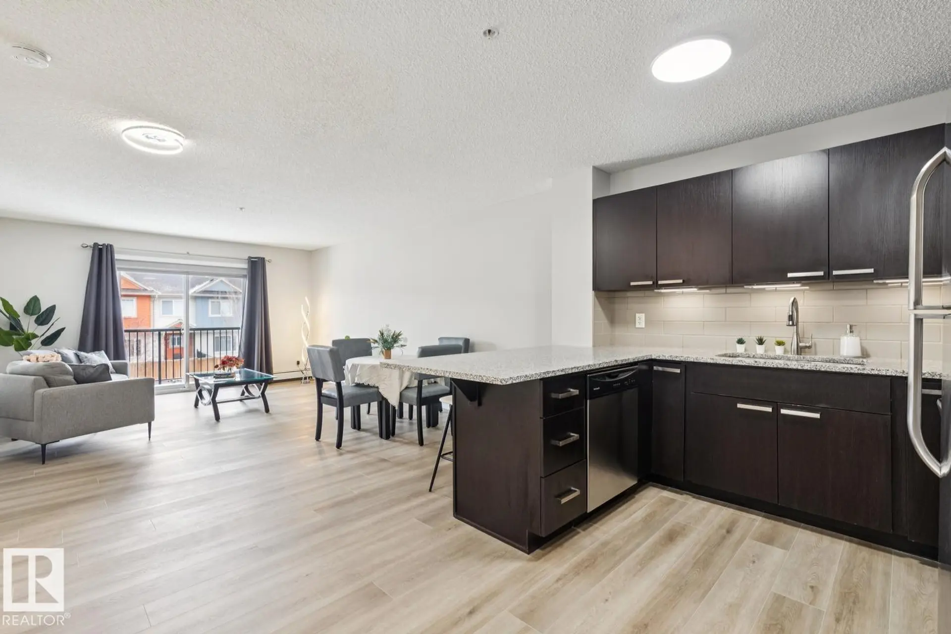 #206 14808 125 ST NW NW - Image 5
