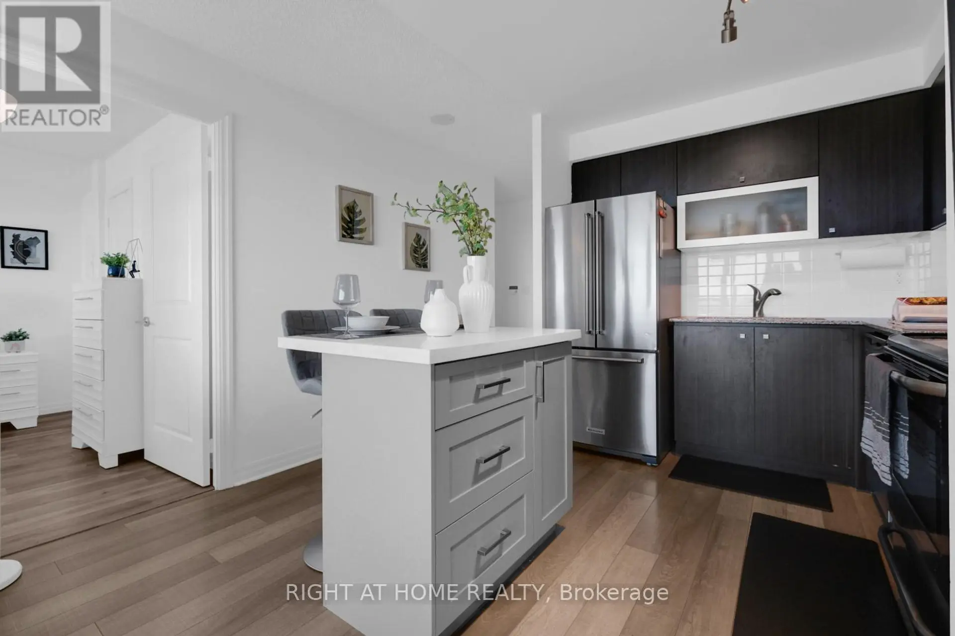 #3801 2015 SHEPPARD AVENUE - Image 5