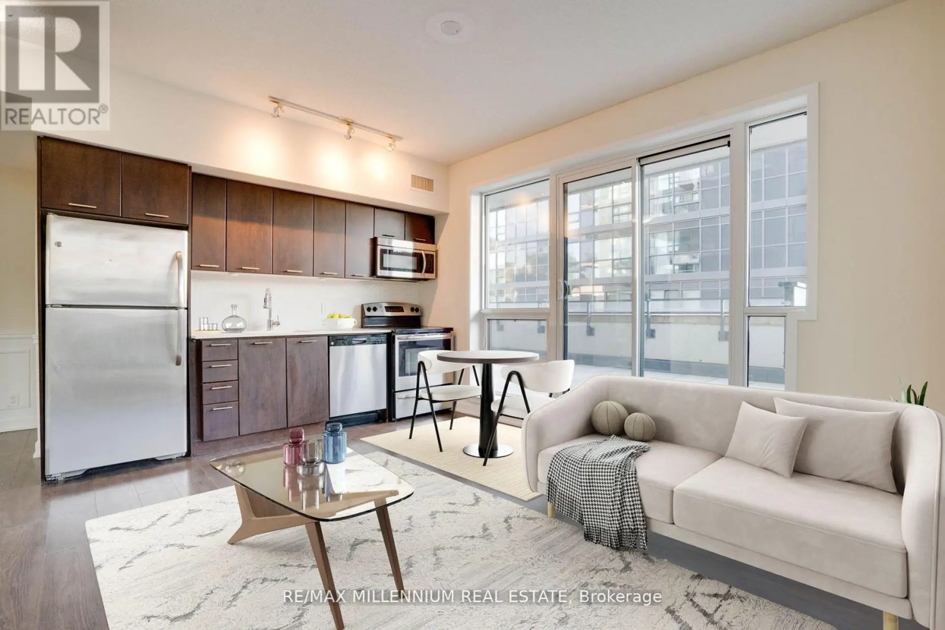 #308 2212 LAKE SHORE BOULEVARD W - Image 3