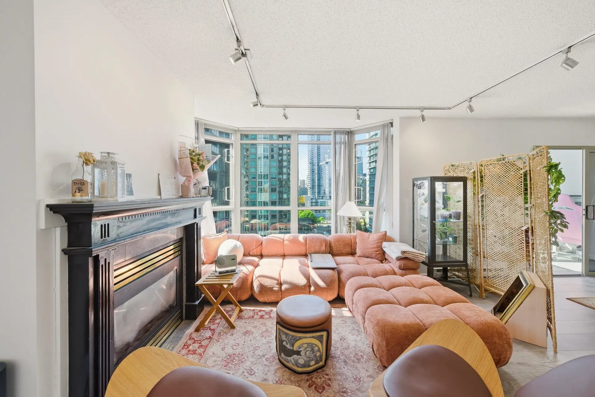 Property at #1705 867 Hamilton Street, Vancouver, BC