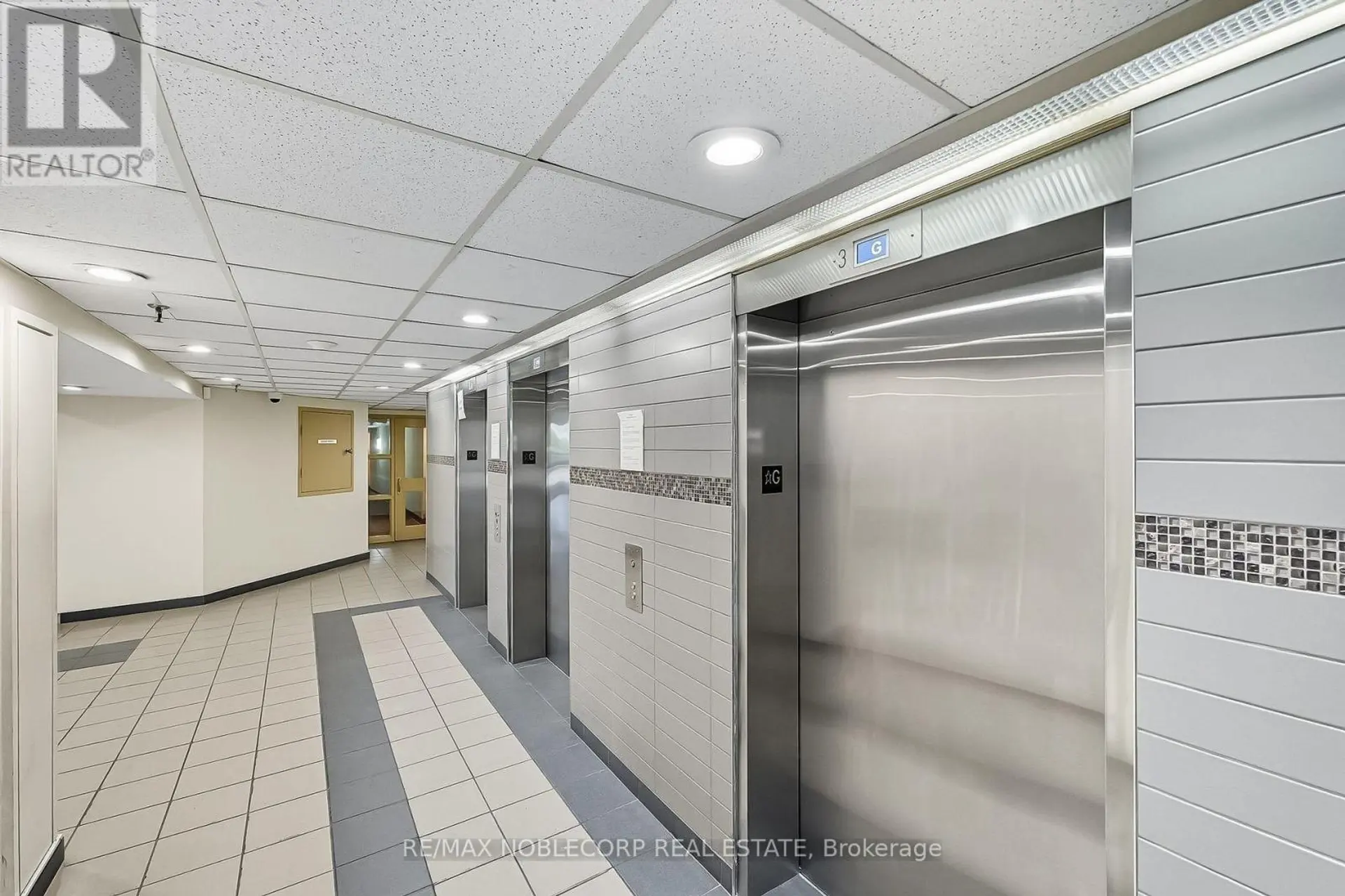 #1603 400 MCLEVIN AVENUE - Image 3