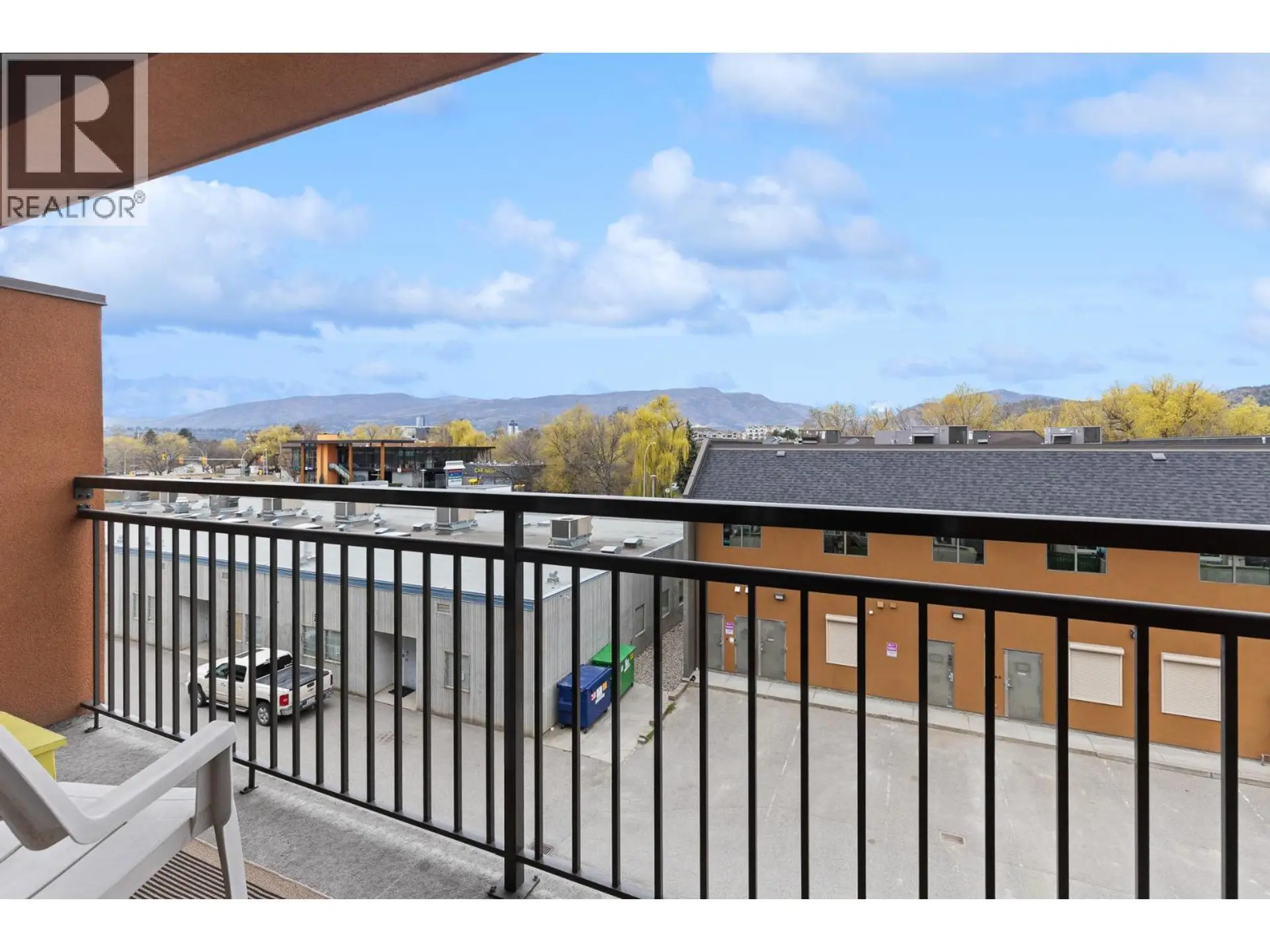 #316 1550 Dickson Avenue - Image 9