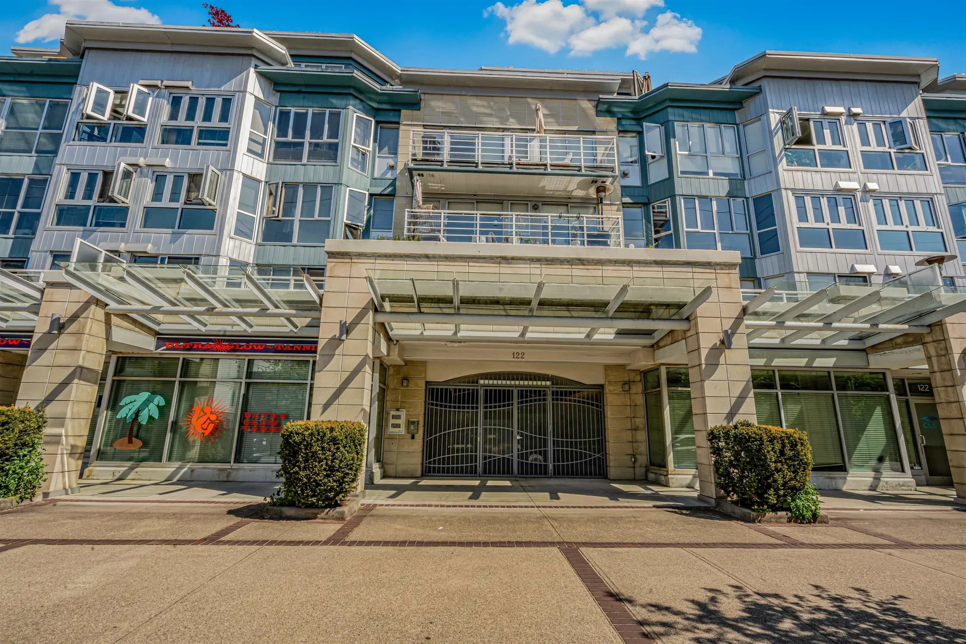 #207 122 E 3rd Street - Image 2
