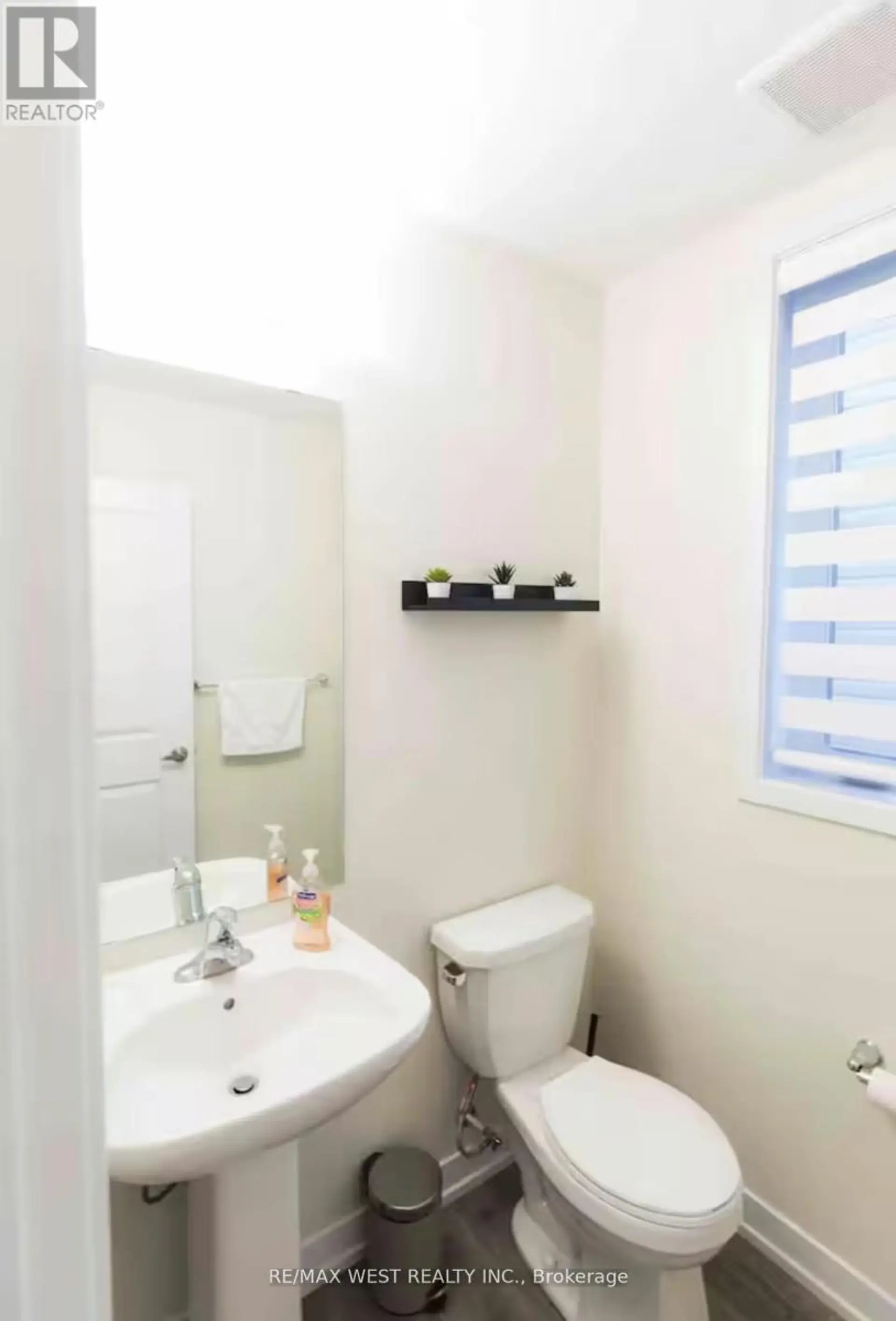 #4 7789 KALAR ROAD N - Image 18