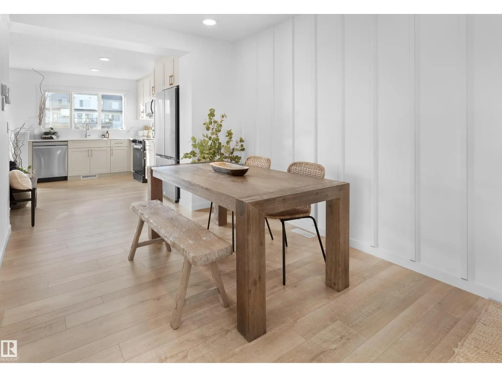 21012 24 AV NW - Image 9