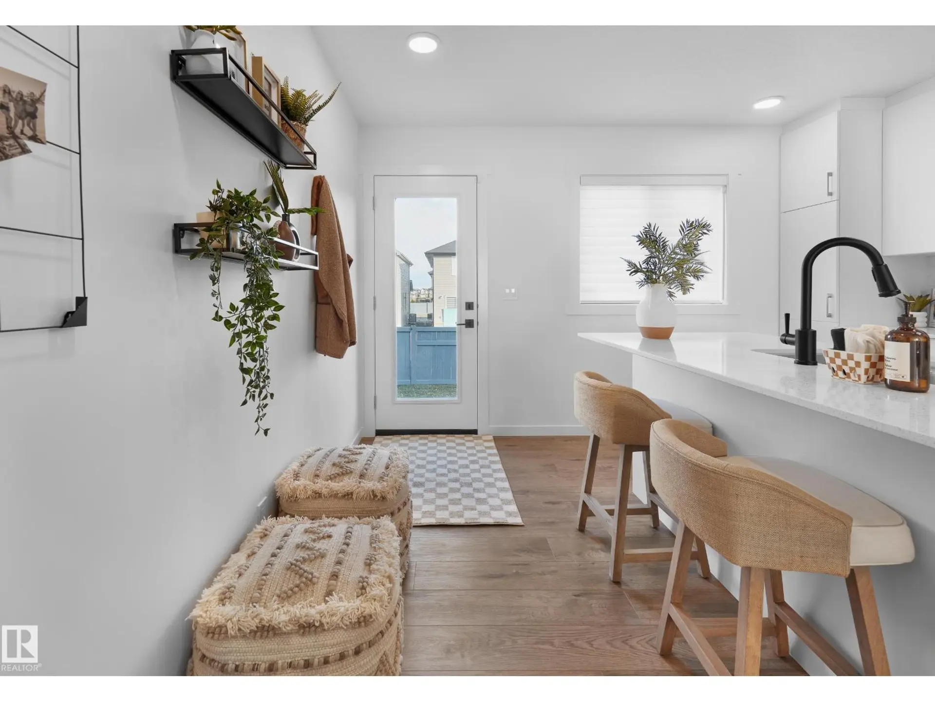 21016 24 AV NW - Image 10