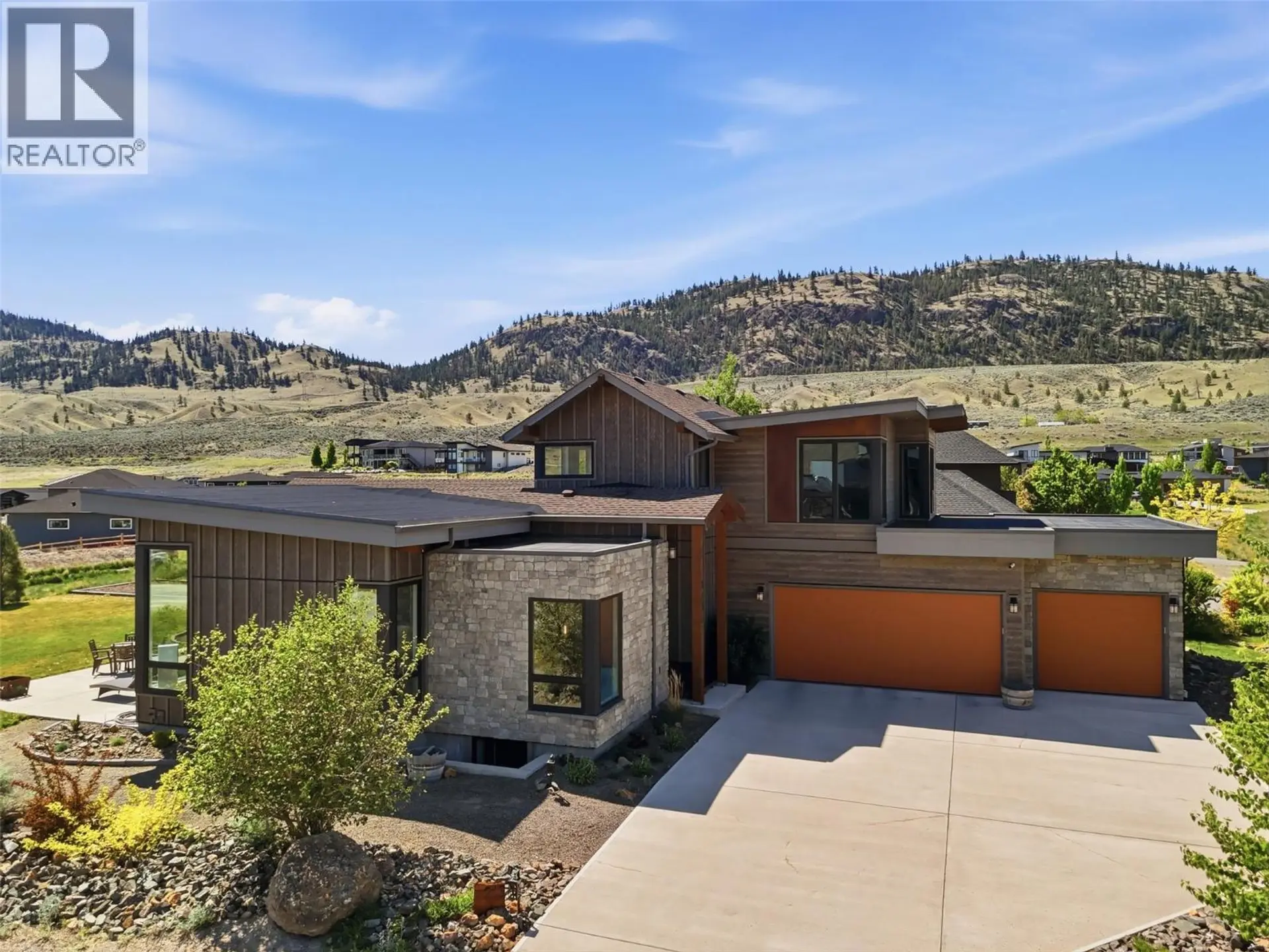 Property at 213 RUE CHEVAL NOIR, Kamloops, BC