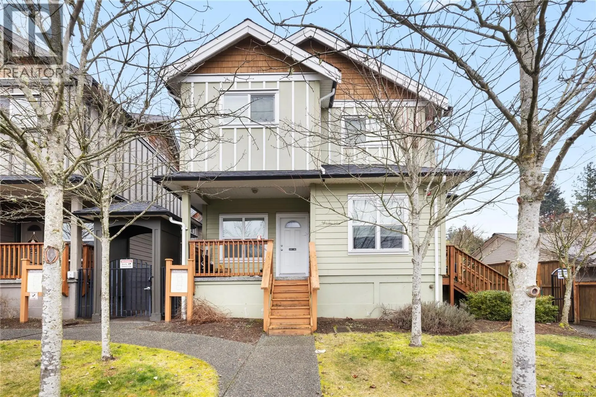 Property at #102 582 Rosehill St, Nanaimo, BC