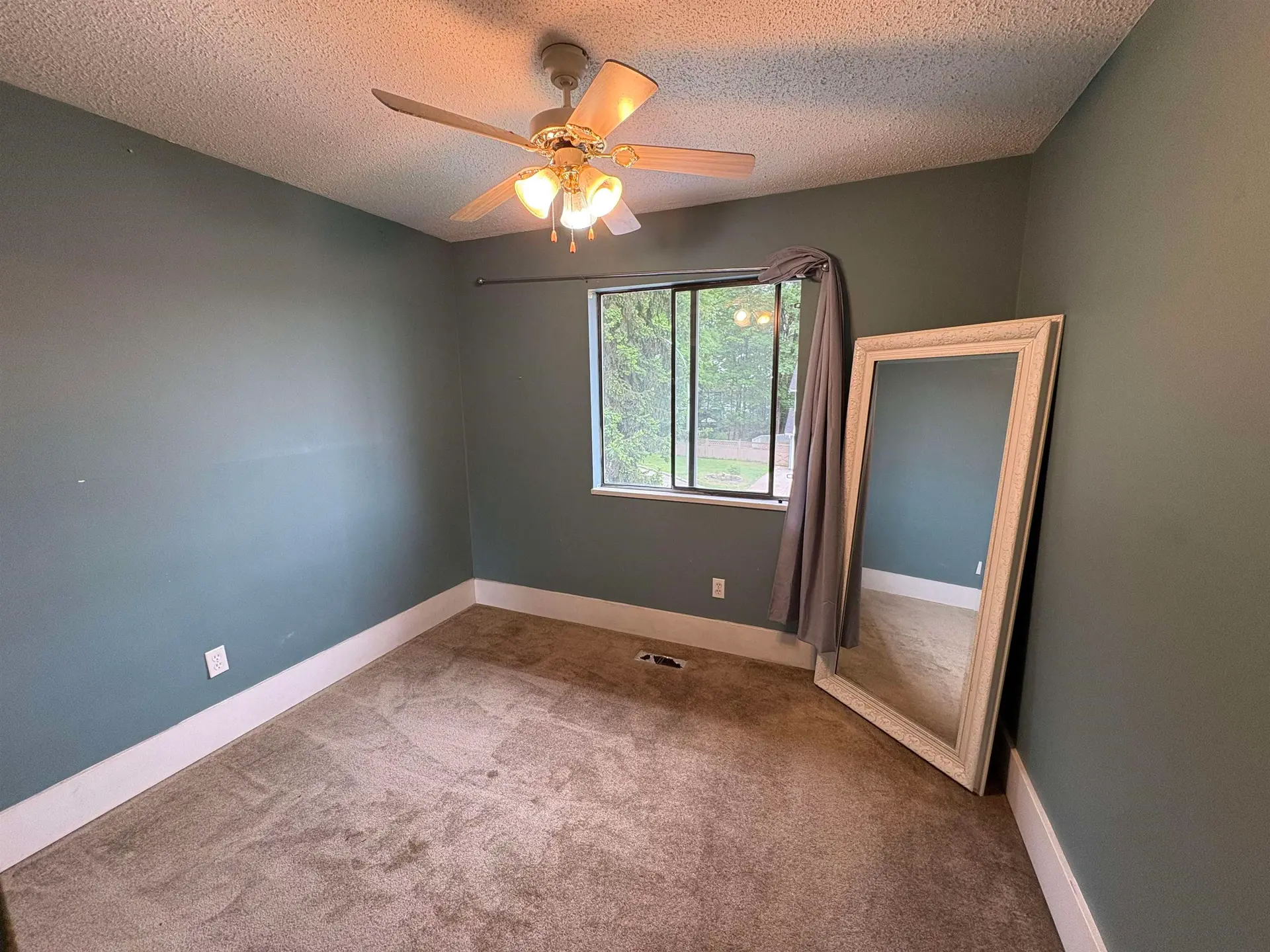 14863 87a Avenue - Image 12