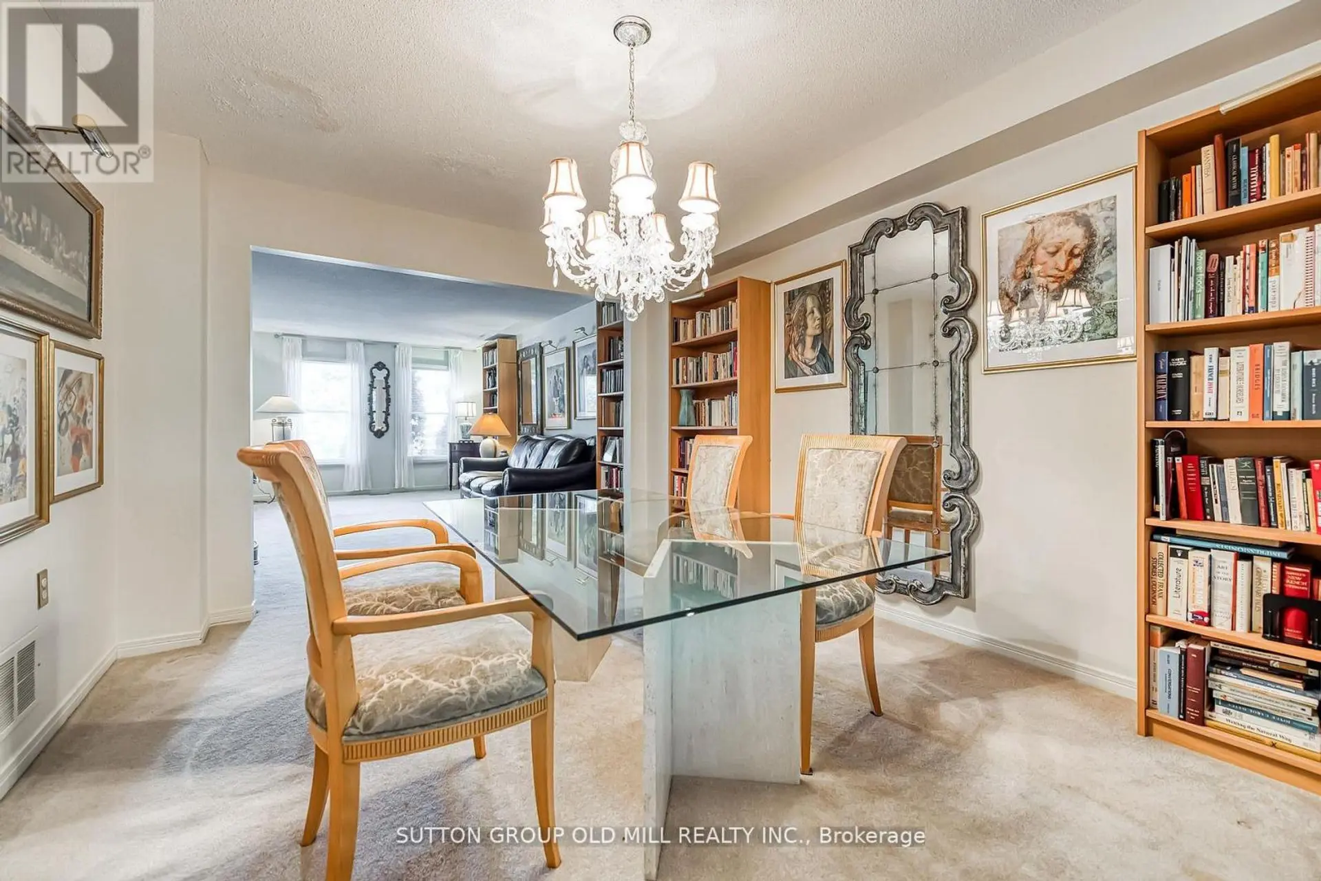 267 AURORA HEIGHTS DRIVE - Image 3