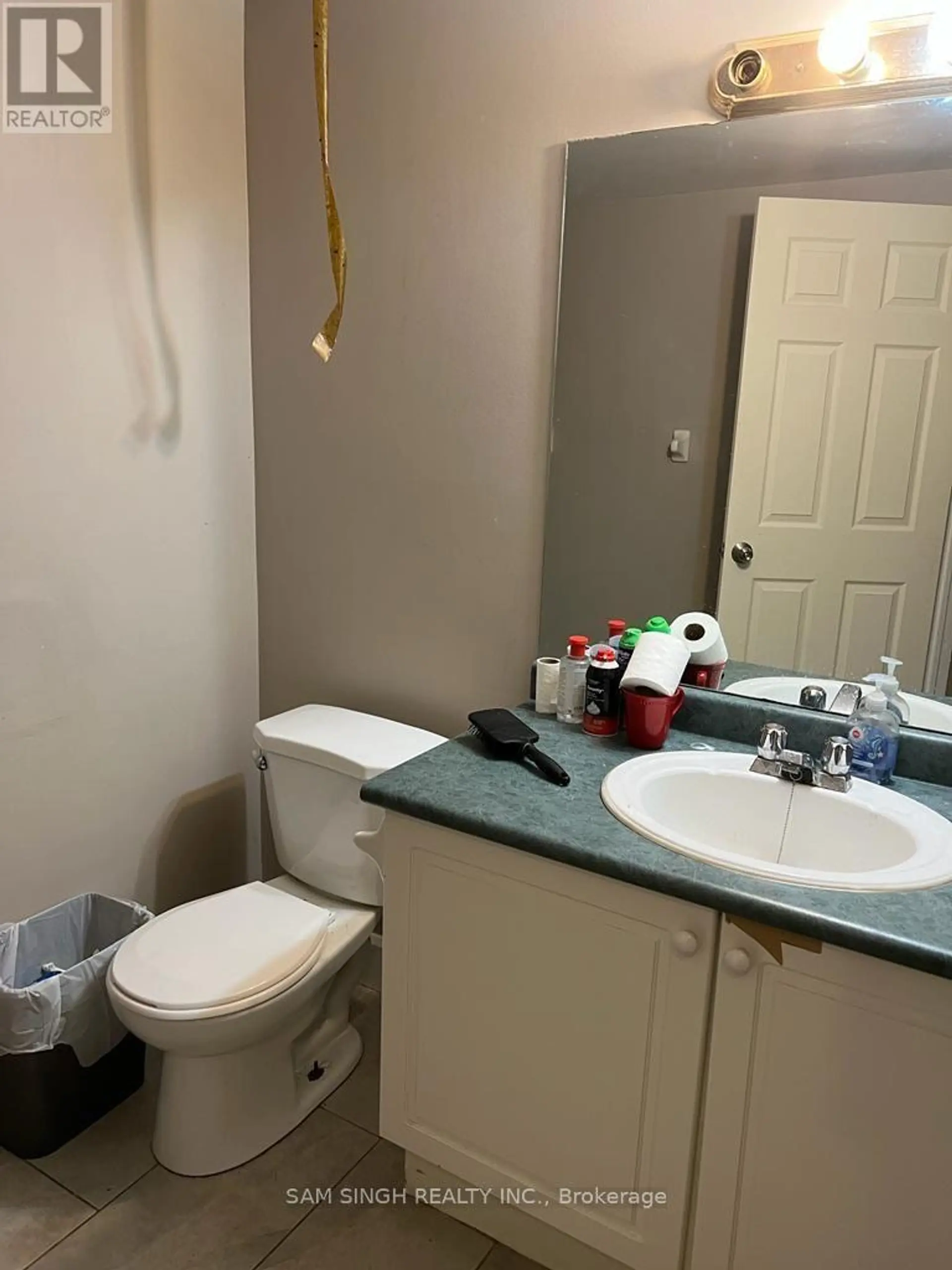 185 THURMAN CIRCLE - Image 7