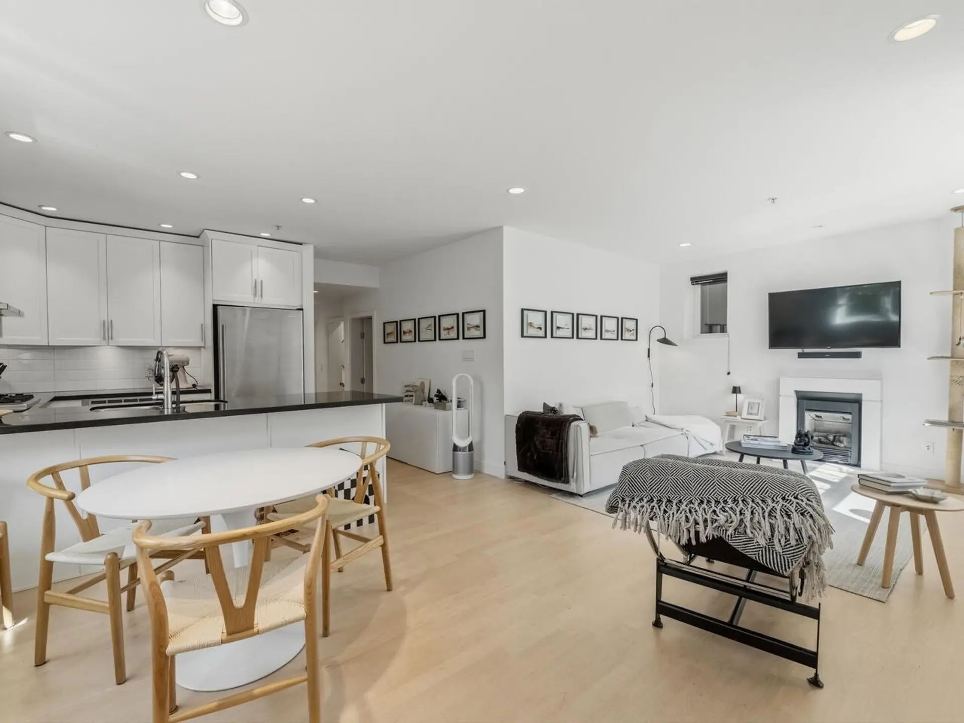 Property at 83 W 15th Avenue, Vancouver, BC