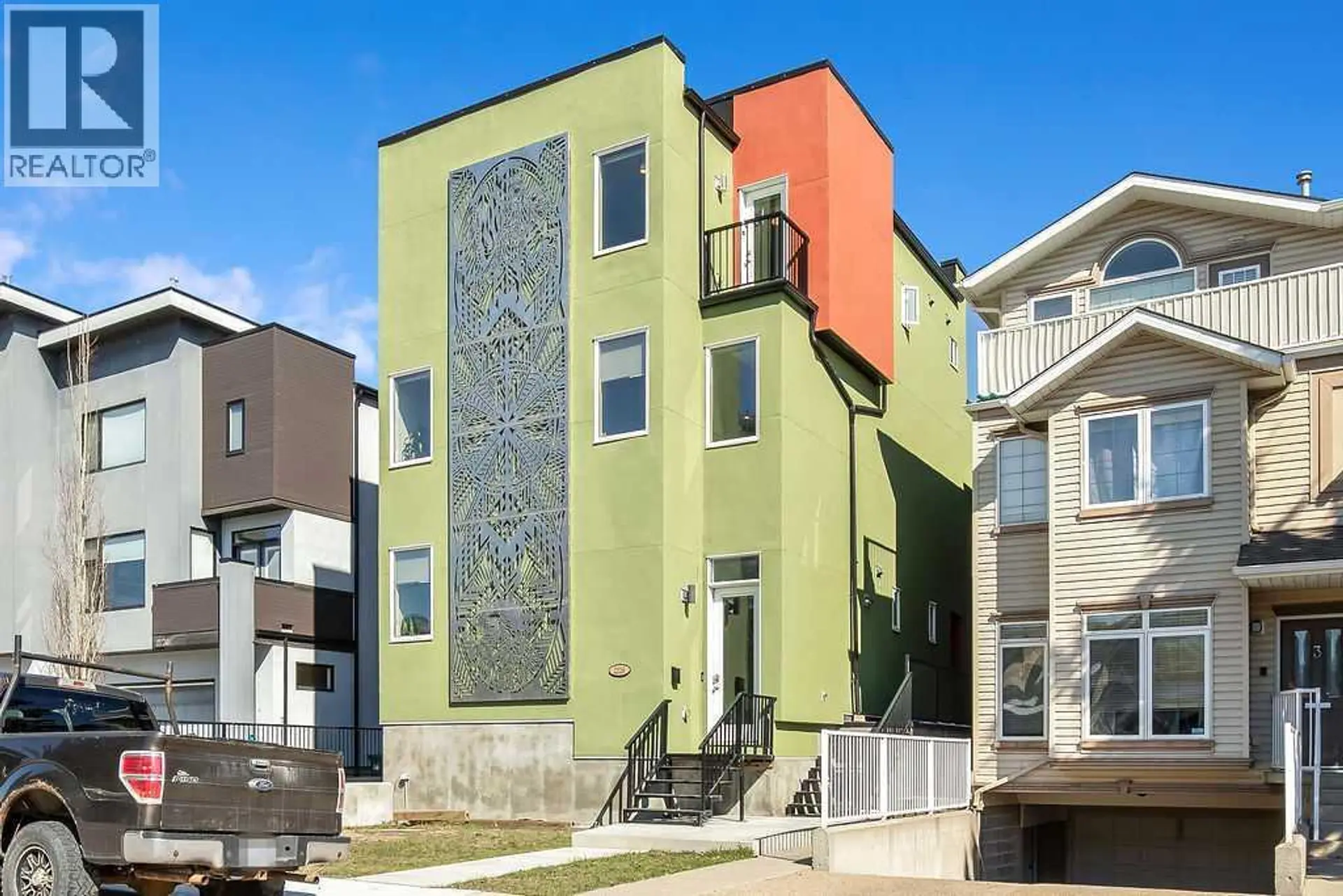 Property at 2226 Westmount Road NW, Calgary, AB