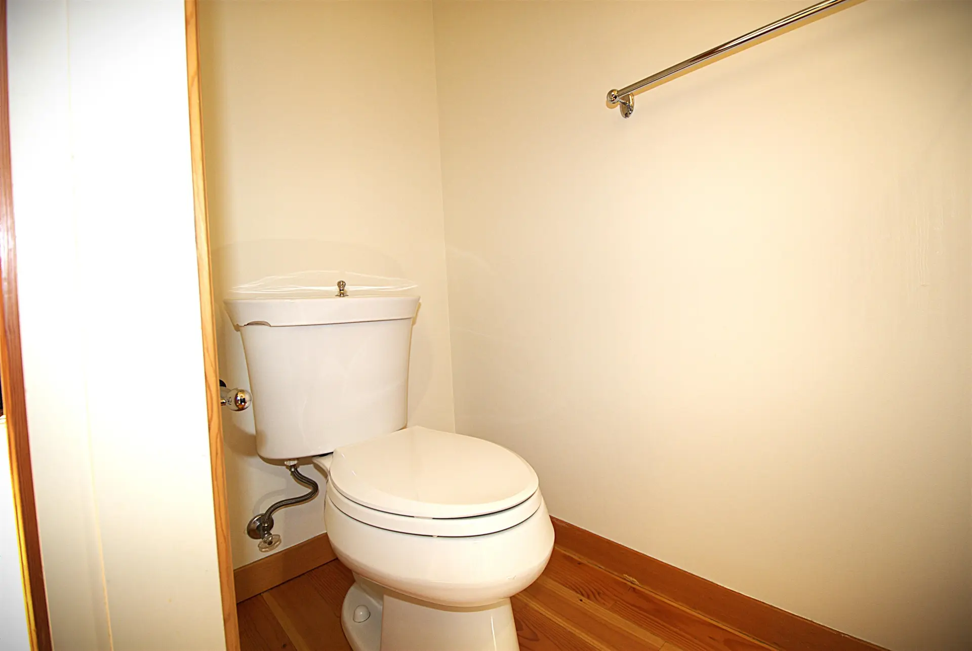 #404 10 Renaissance Square - Image 16