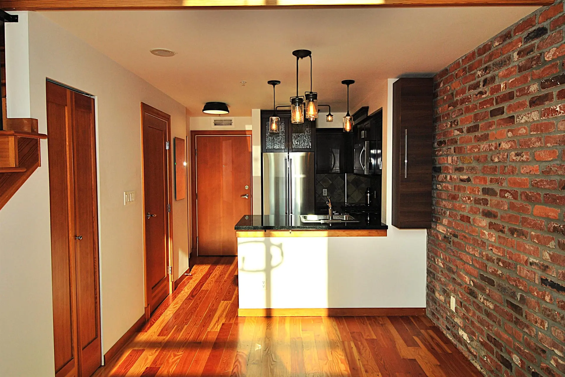 #404 10 Renaissance Square - Image 4