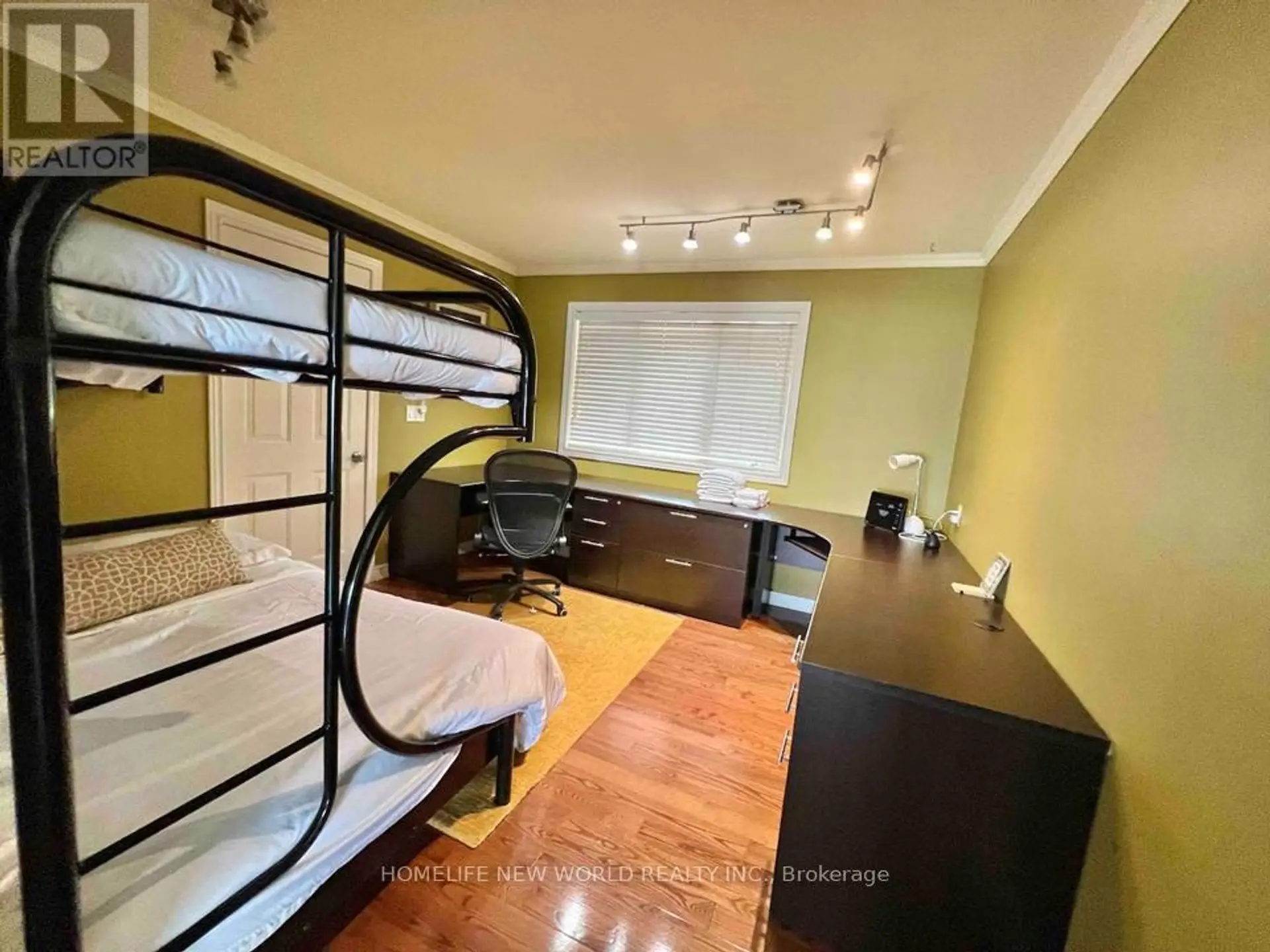 159 BALL POINT ROAD - Image 8