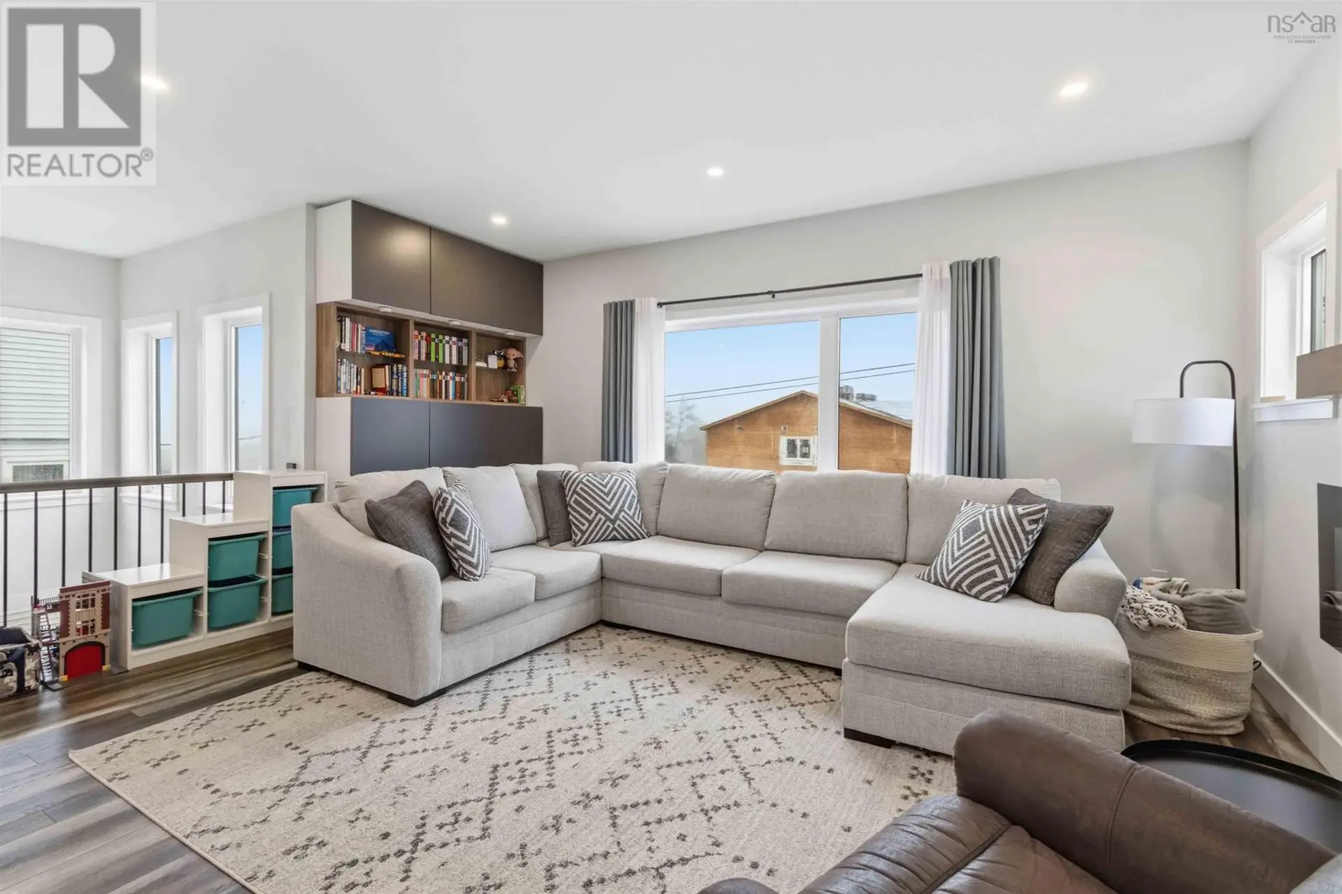 98 Angler Drive - Image 6