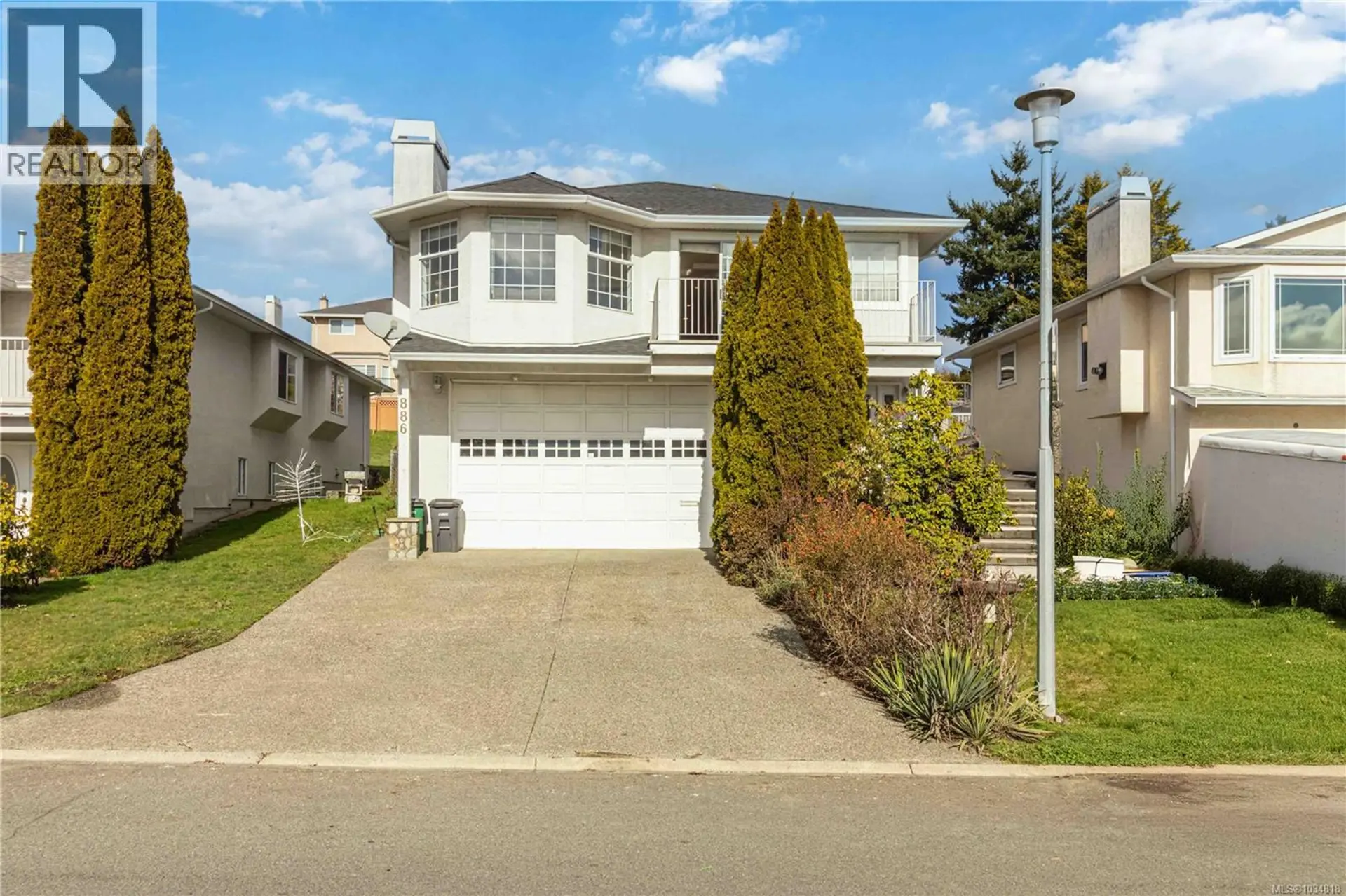 Property at 886 Lodi Ave, Saanich, BC
